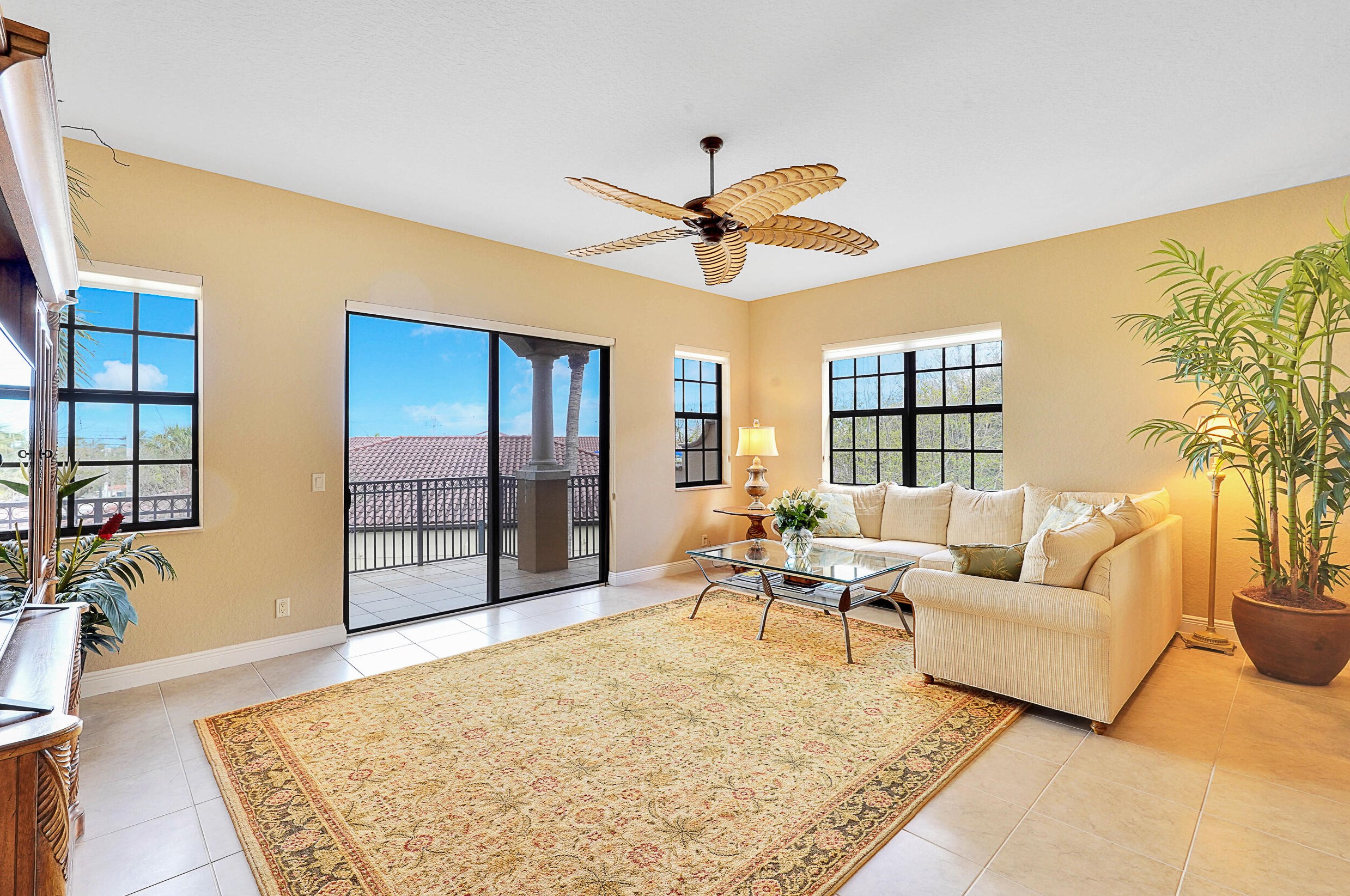 204 Del Sol Cir, Jupiter FL 33469-2229 exterior