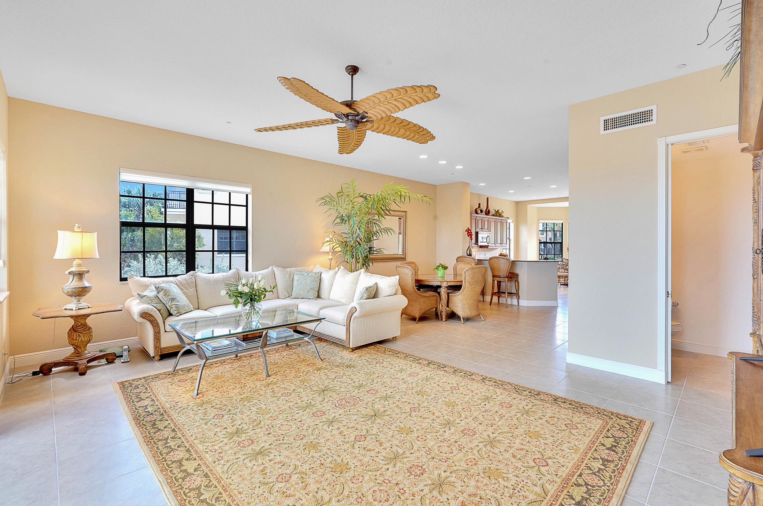 204 Del Sol Cir, Jupiter FL 33469-2229 exterior