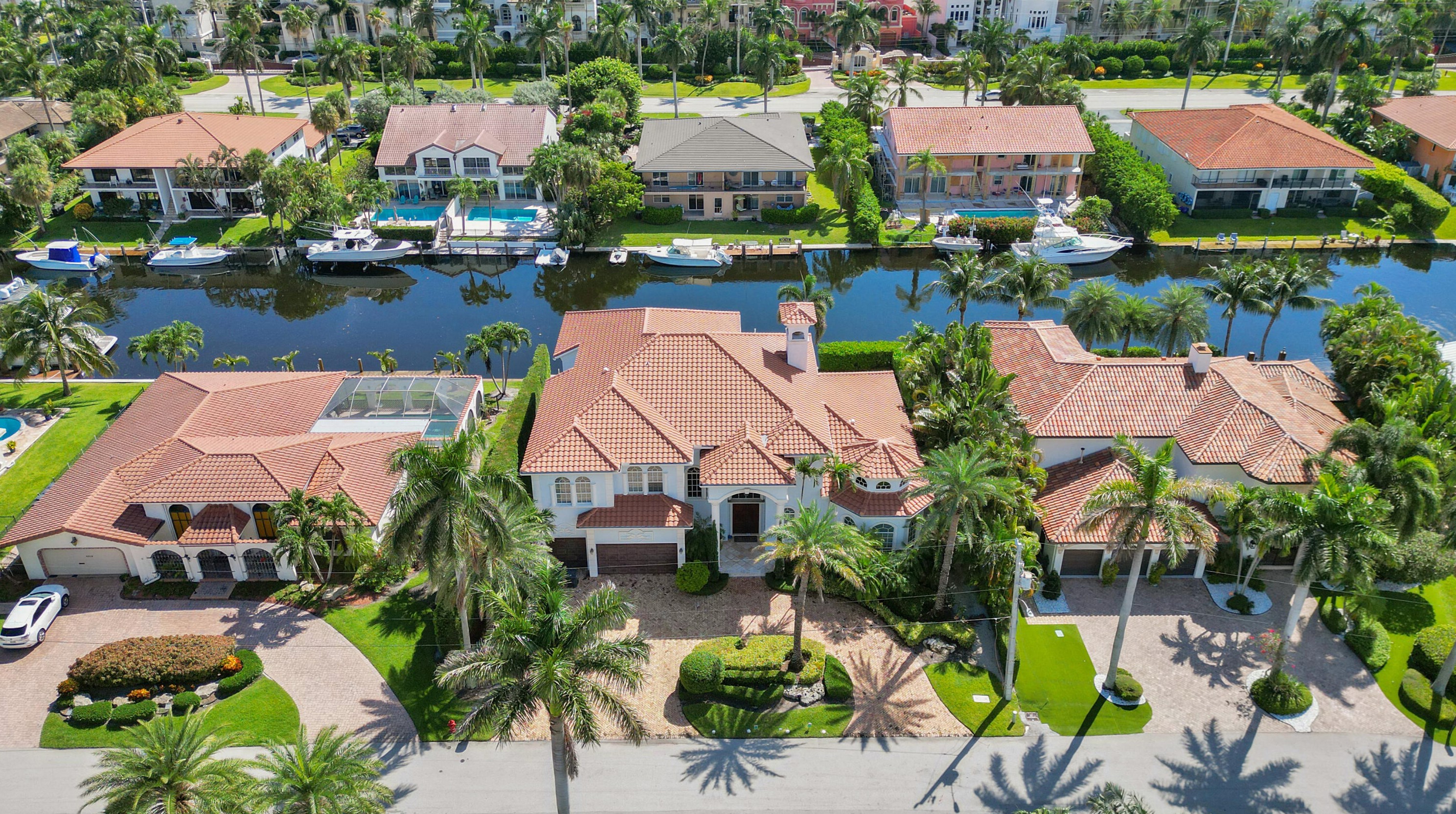 4323 Tranquility Dr, Boca Raton, FL 33487-4217