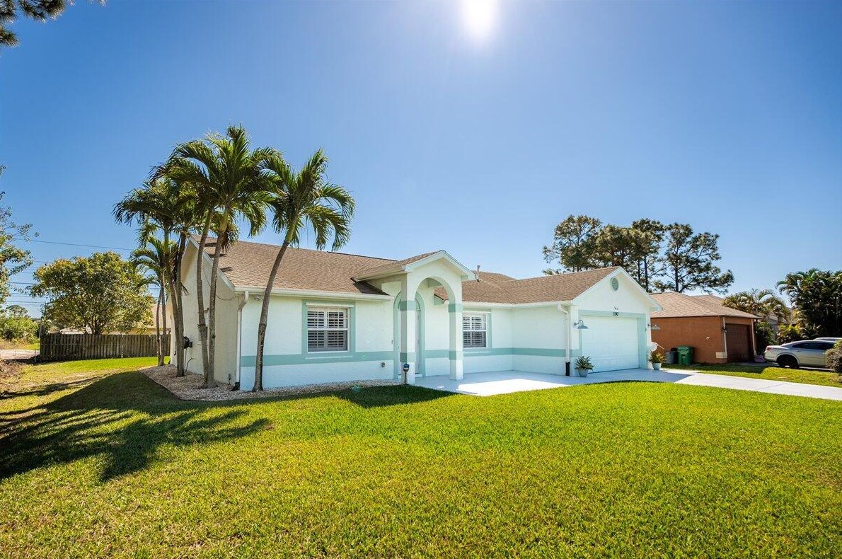 1342 Halford Ave, Fort Pierce, FL 34953-6147