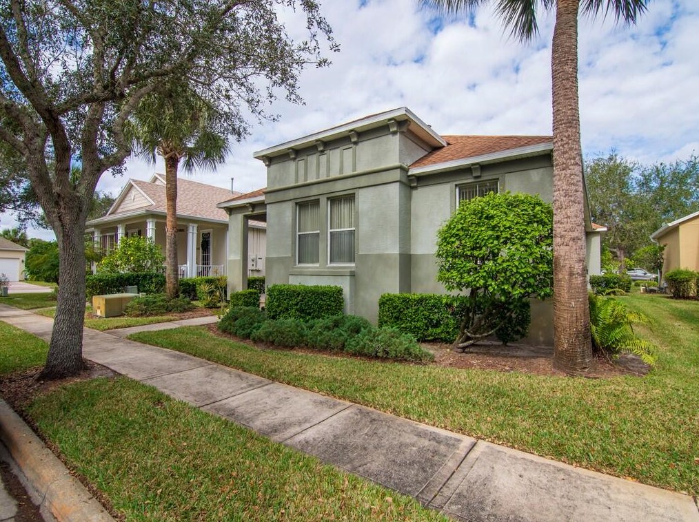 7870 15th Ln, Vero Beach, FL 32966-1259