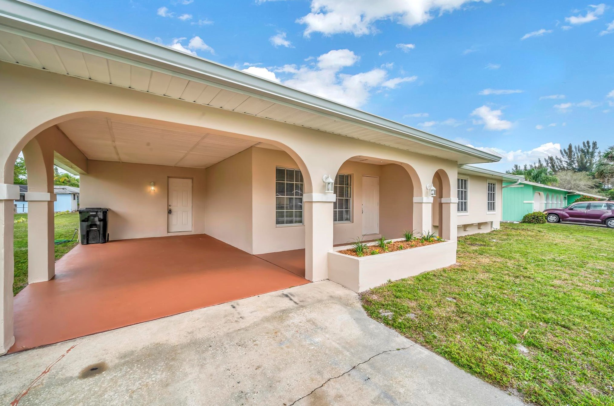 241 Ne Ardsley Dr, Fort Pierce, FL 34983