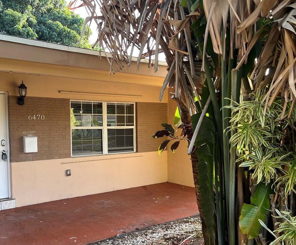 6470 Sw 30th St, Hollywood, FL 33023