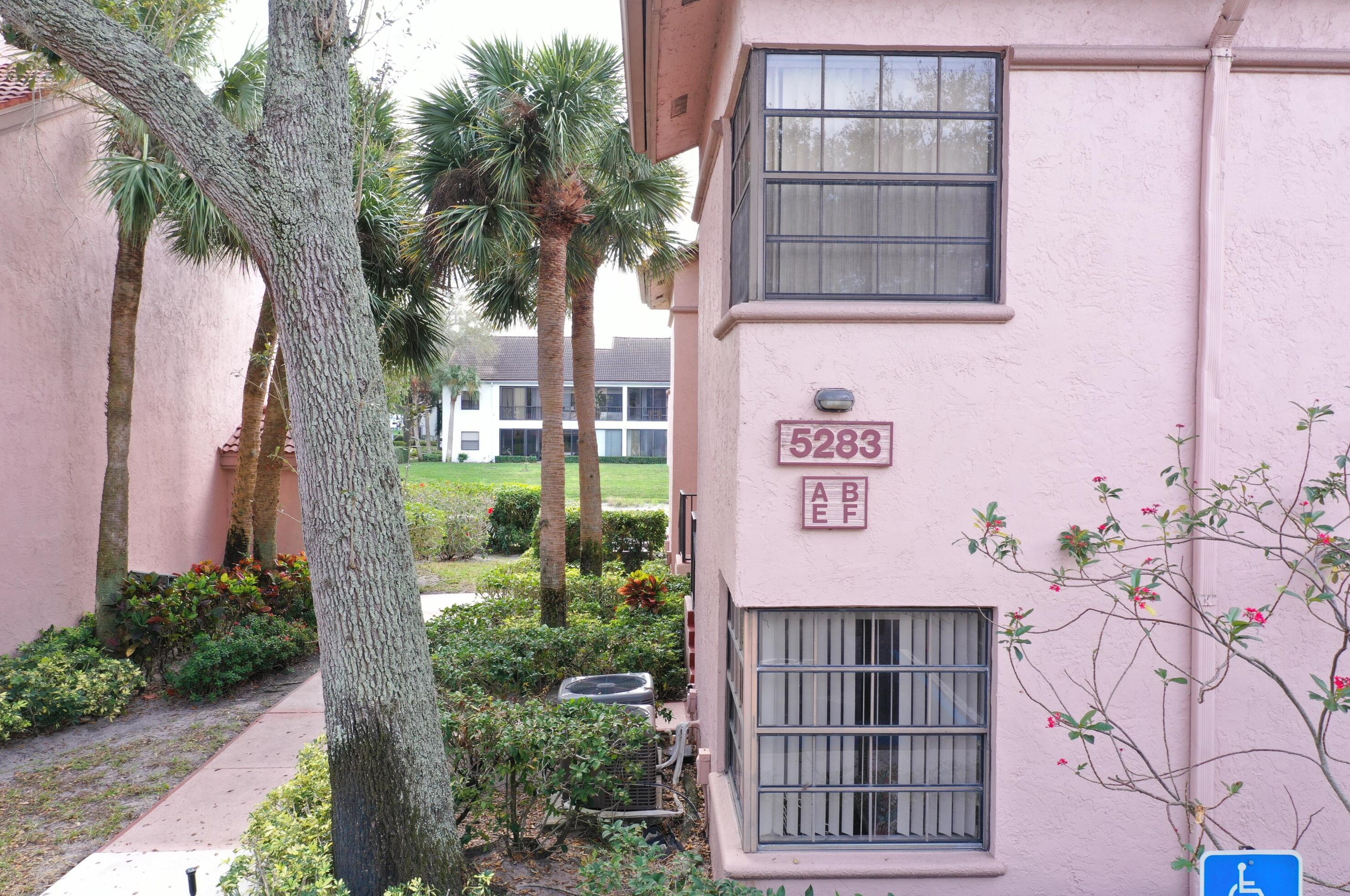 5283 Europa Dr #f, Boynton Beach, FL 33437