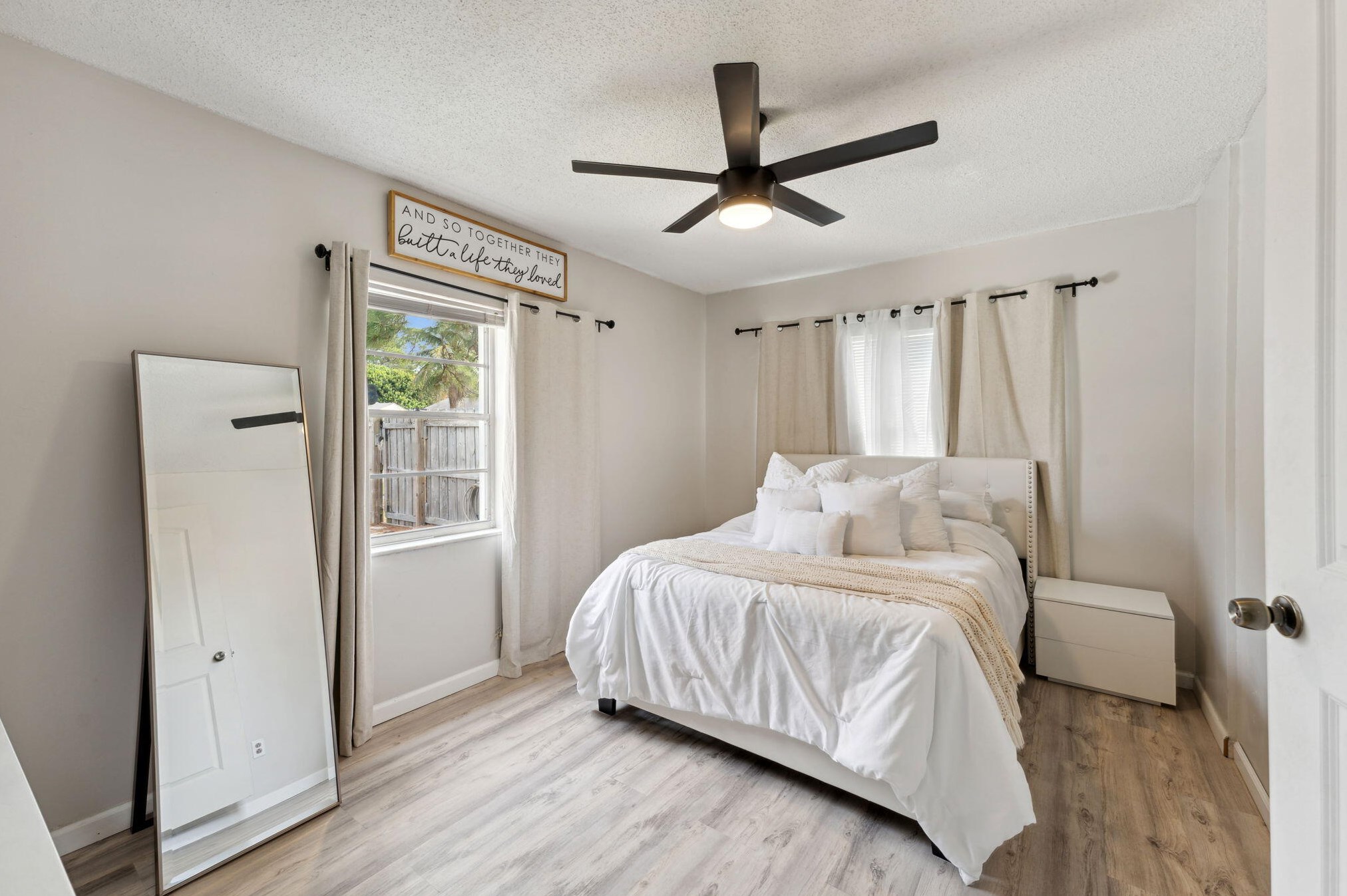 4481 Nicia Way, Lake Worth FL  33463-4684 exterior