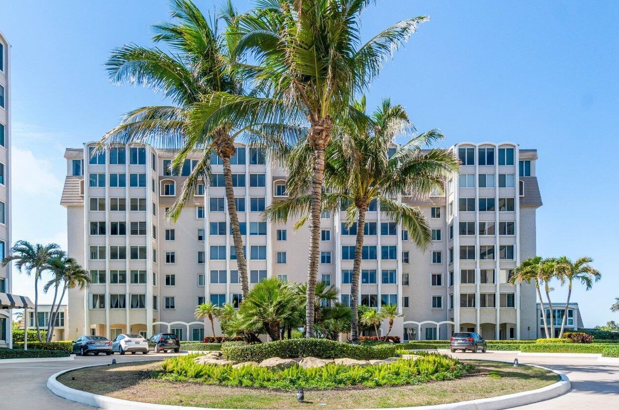 2000 S Ocean Blvd #406, Delray Beach, FL 33483