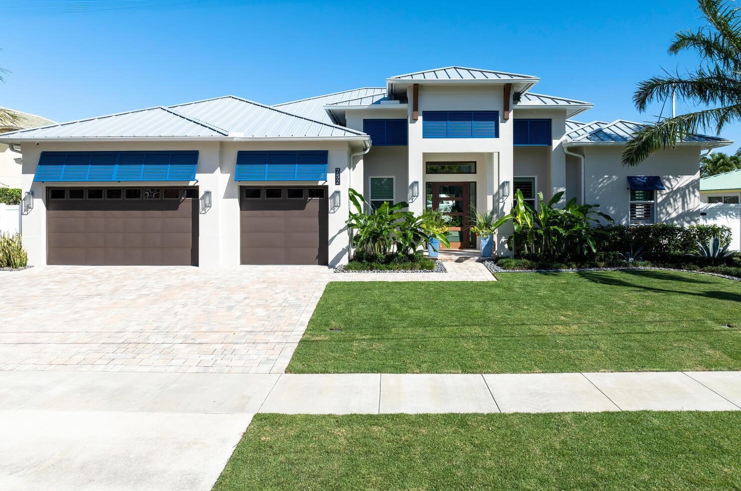 752 Waterway Dr, West Palm Beach, FL 33408-4233
