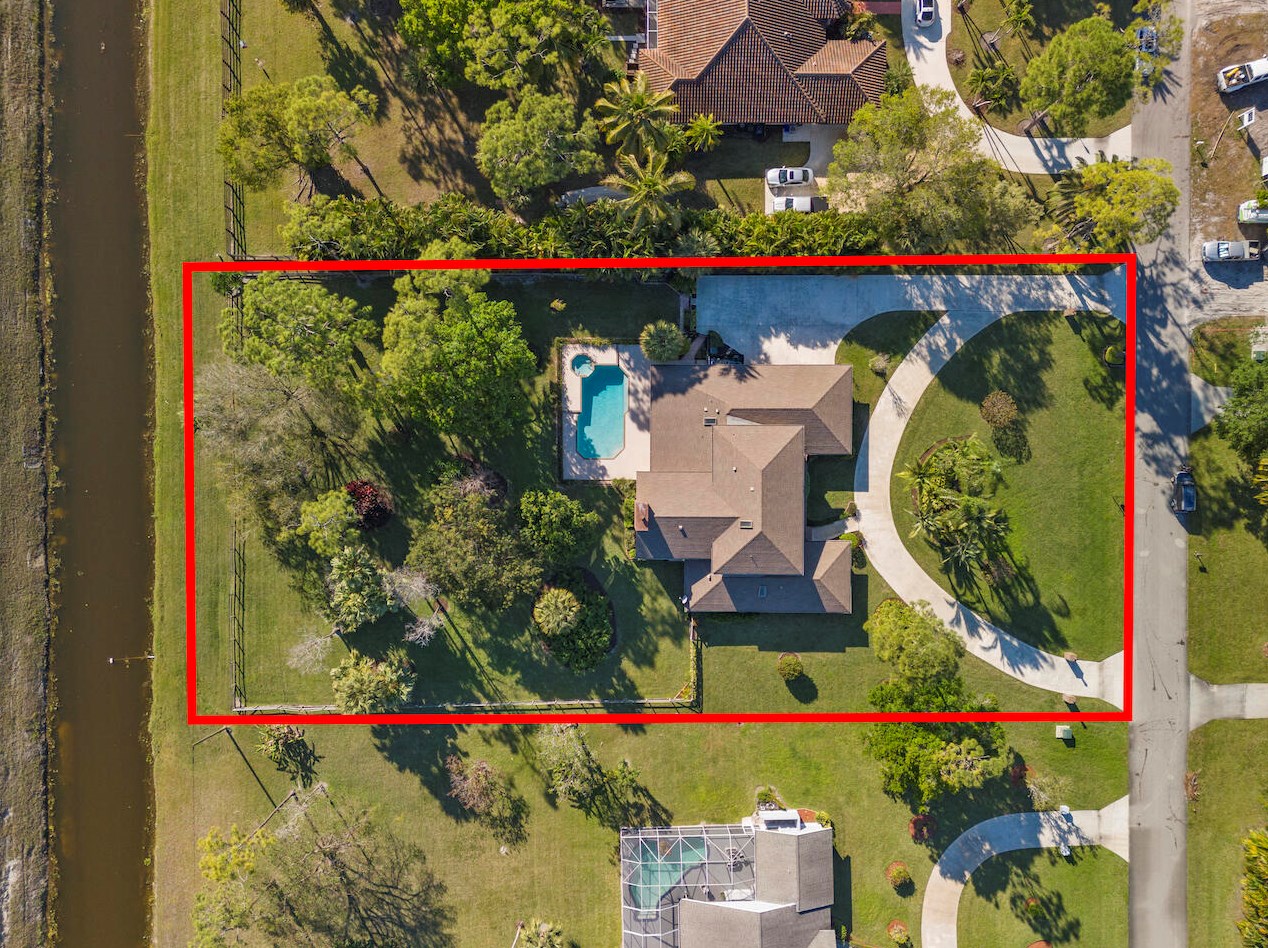 14112 Greentree Trail, West Palm Beach, FL 33414