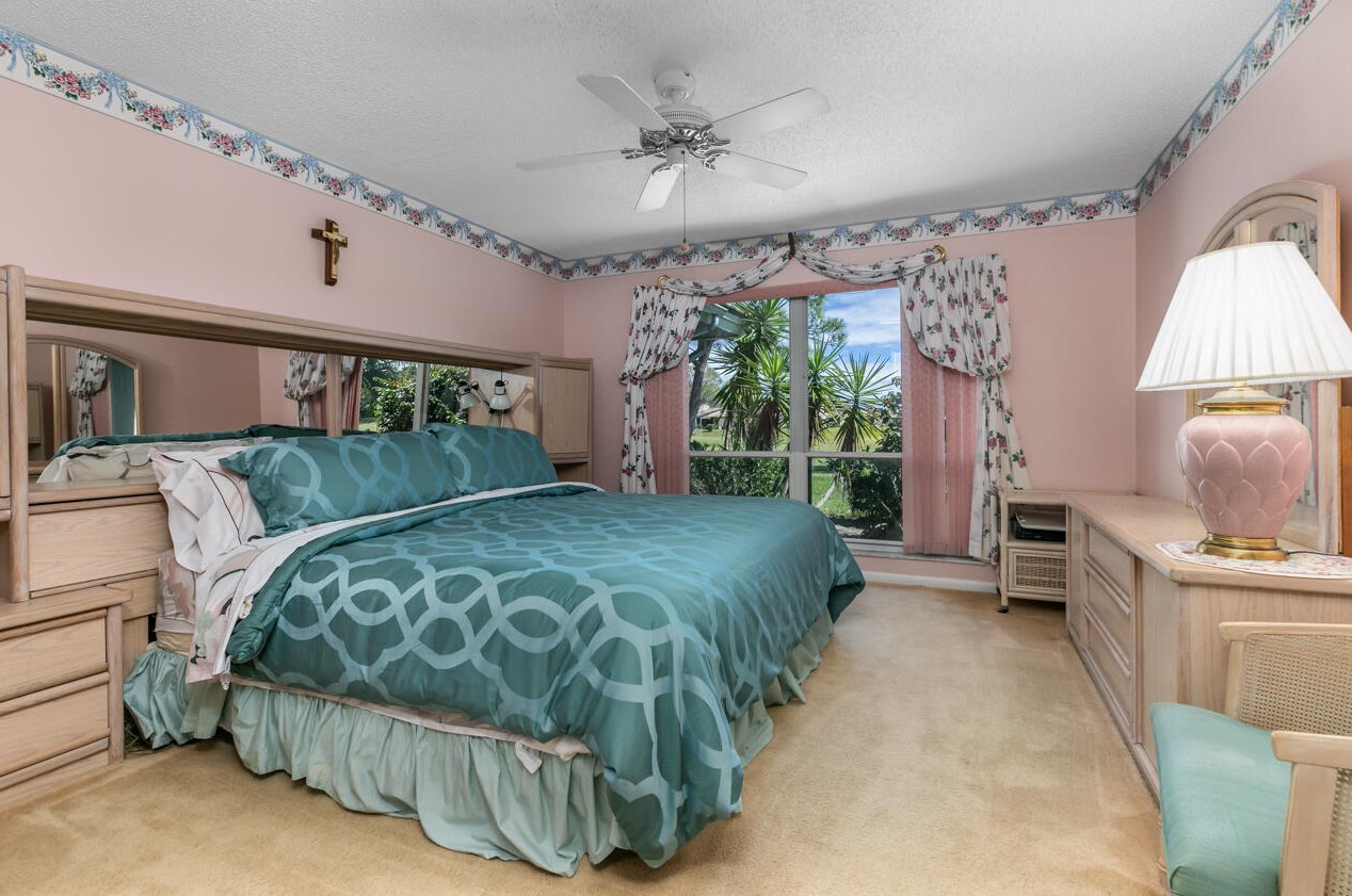 2924 Westlake Cir, Palm City FL  34990-4616 exterior