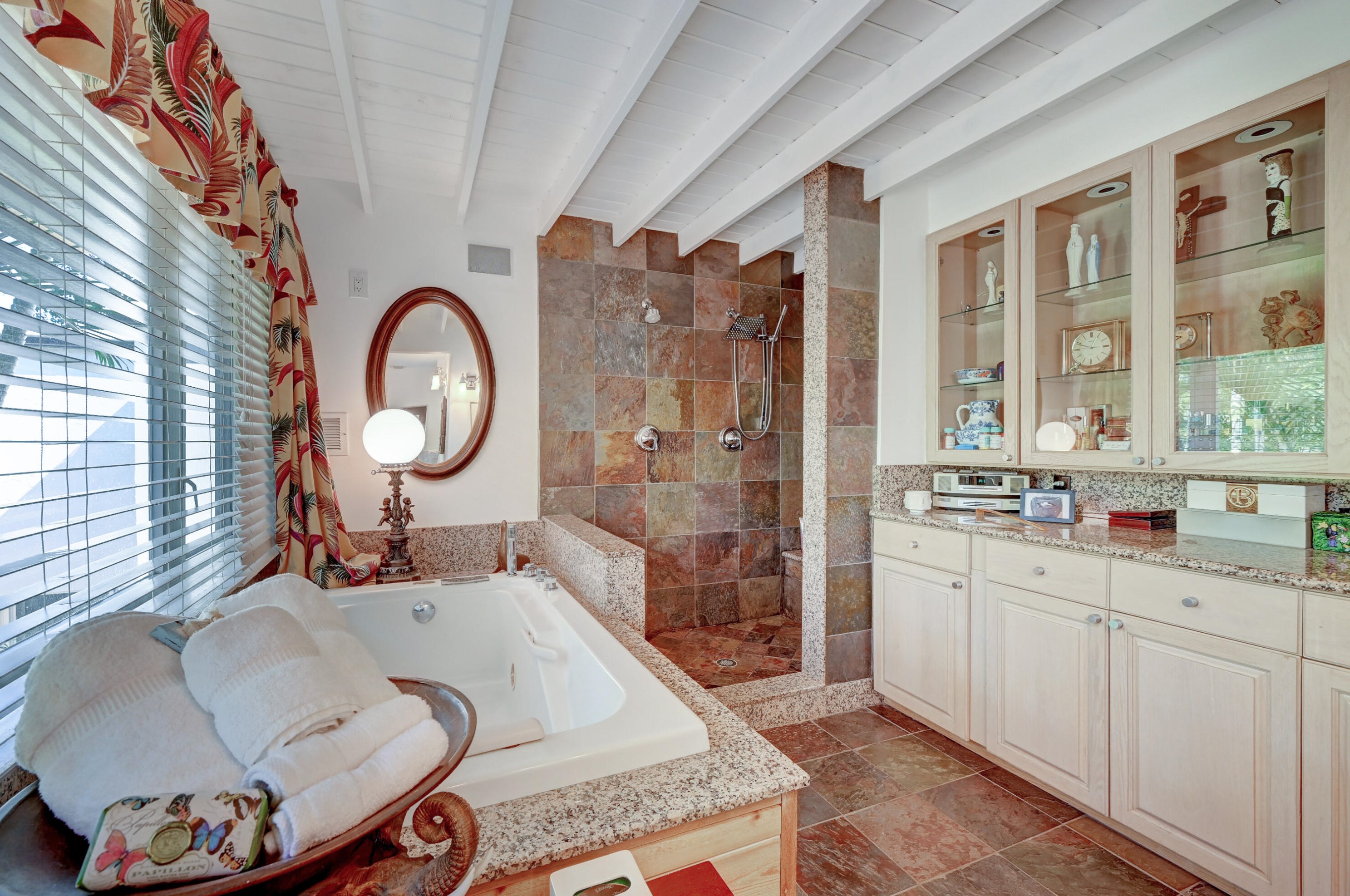 665 Forsyth St, Boca Raton FL 33487-3202 exterior