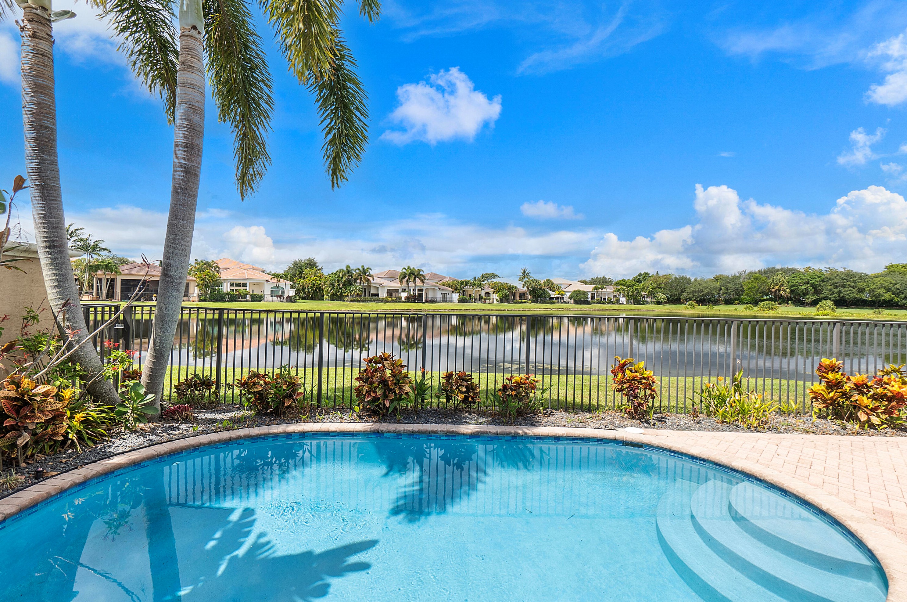 17827 Lk Azure Way, Boca Raton FL 33496-1048 exterior