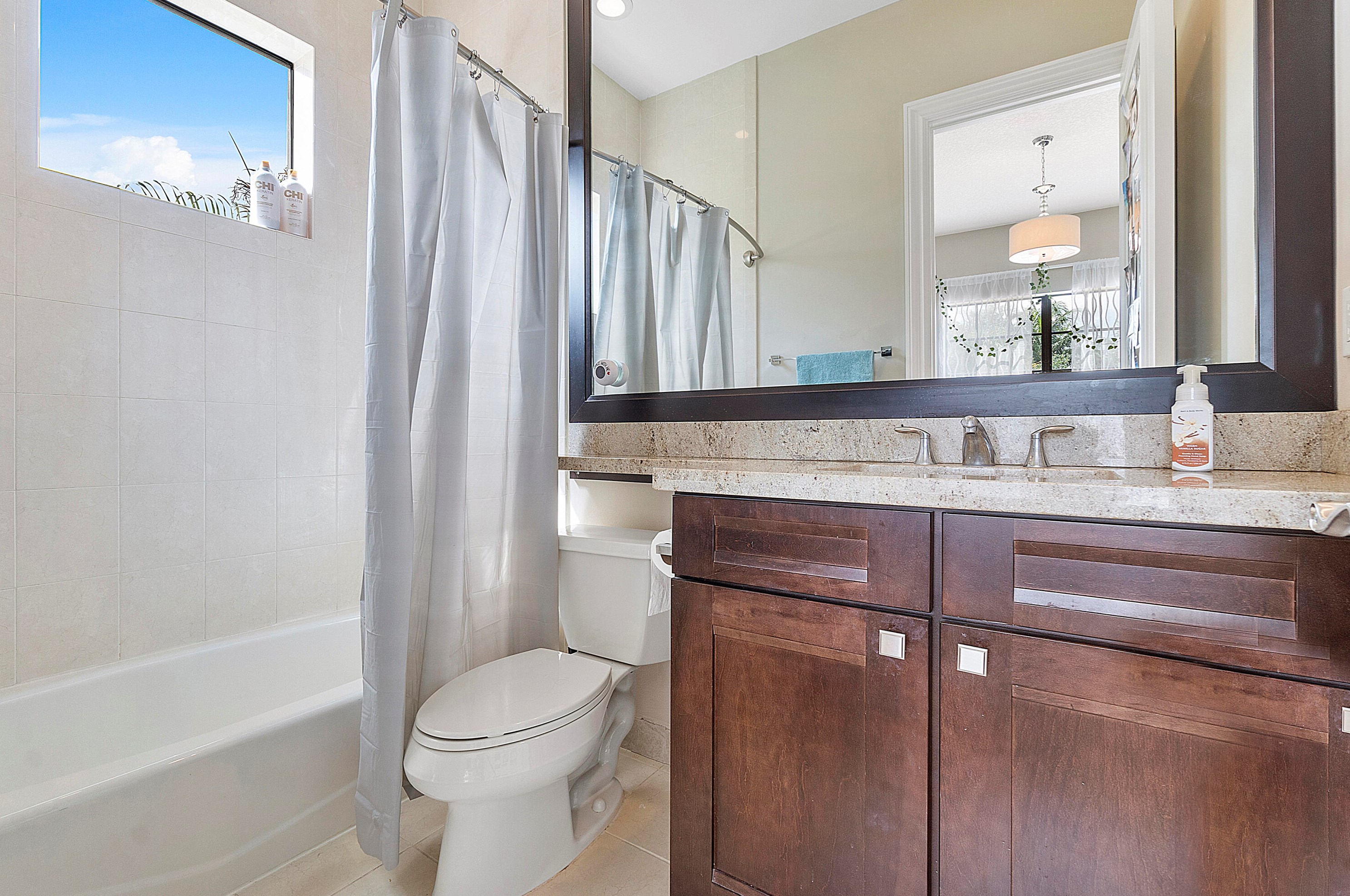 17827 Lk Azure Way, Boca Raton FL 33496-1048 exterior