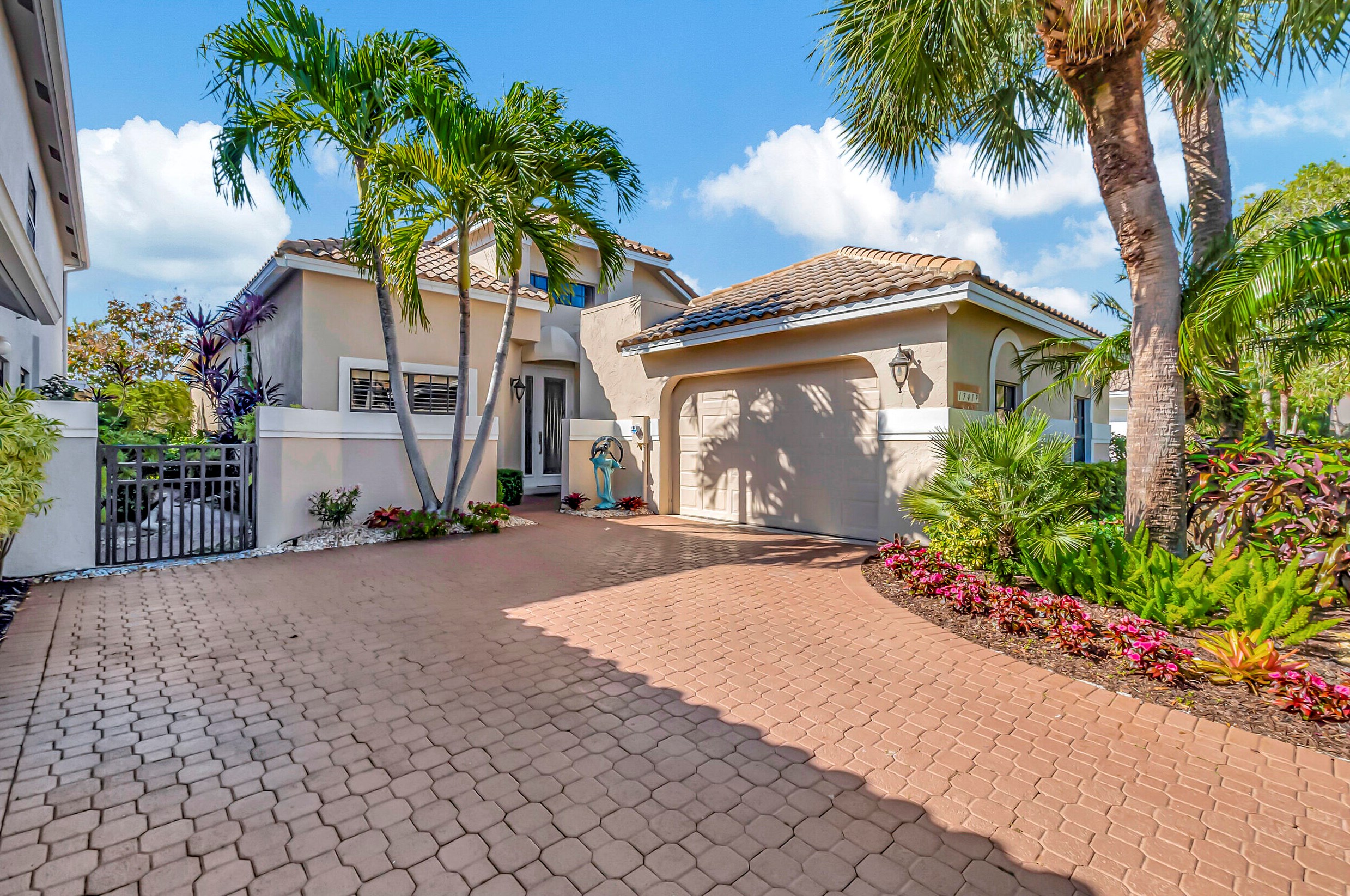 17489 Via Capri, Boca Raton, FL 33496-1645