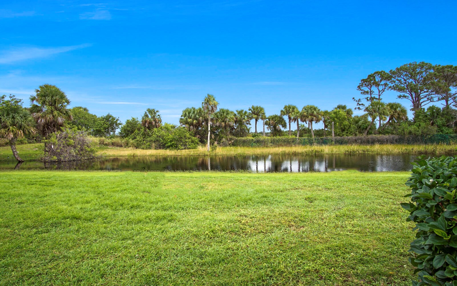 936 Savannas Point Dr #a, Fort Pierce, FL 34982