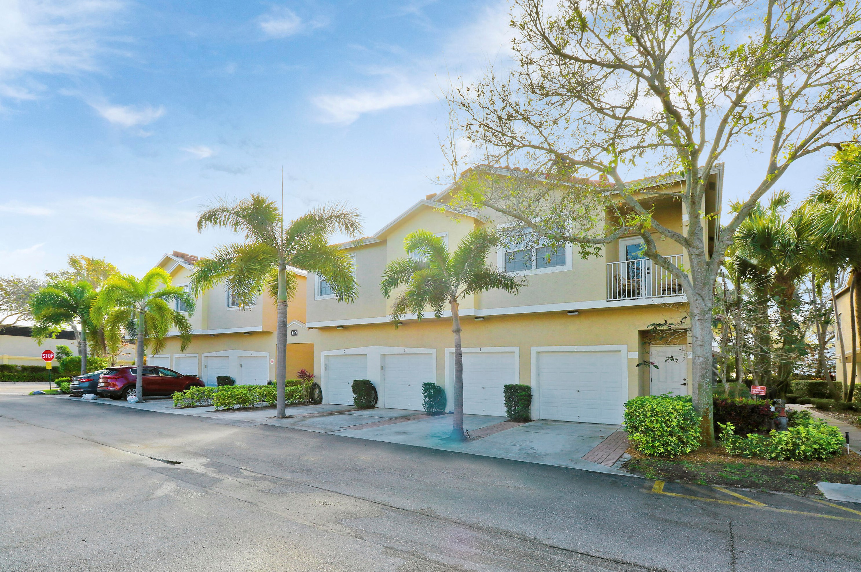 110 Lighthouse Cir #h, Jupiter, FL 33469