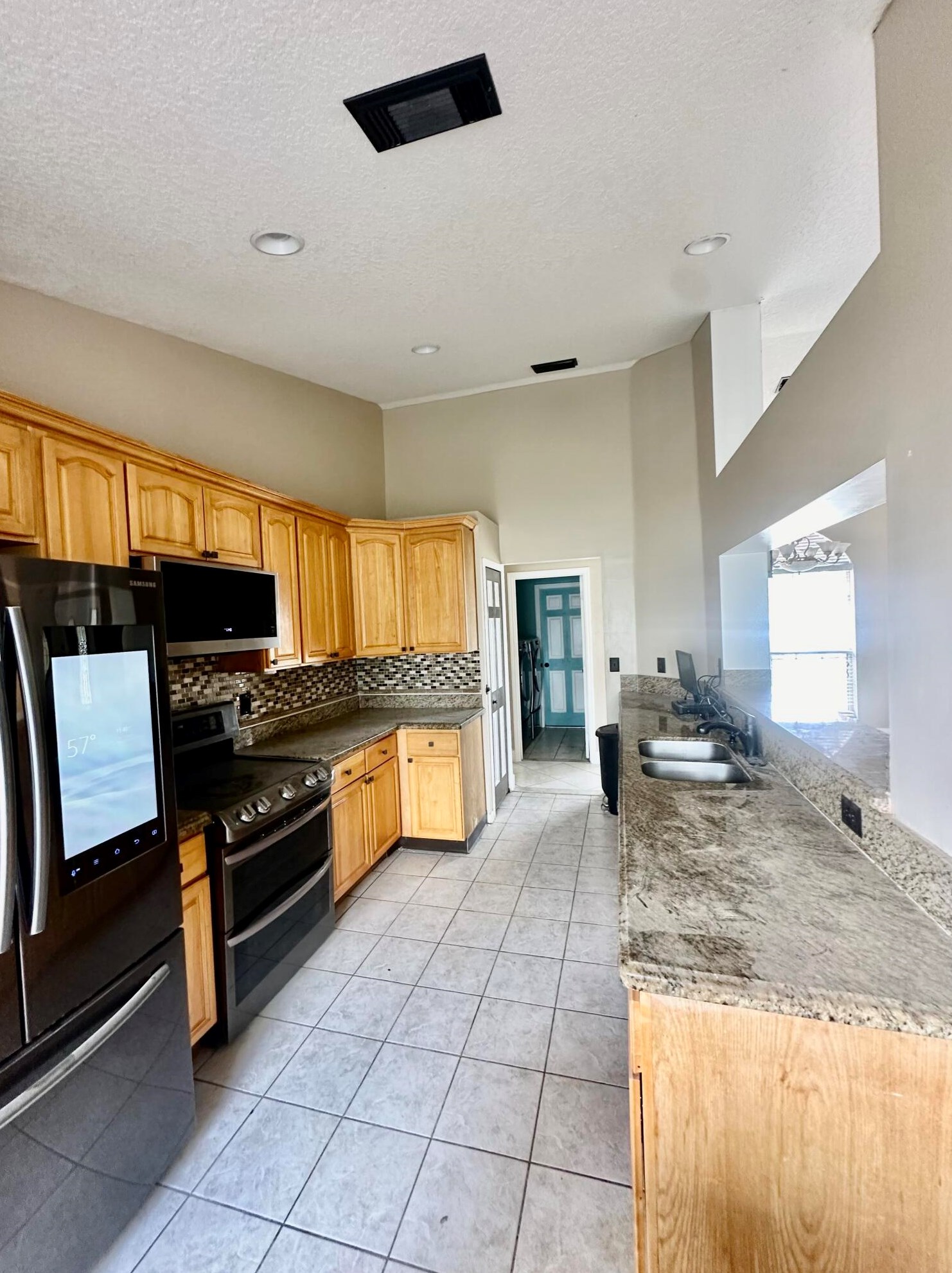 711 Virginia St, Fort Pierce FL  34983-1148 exterior