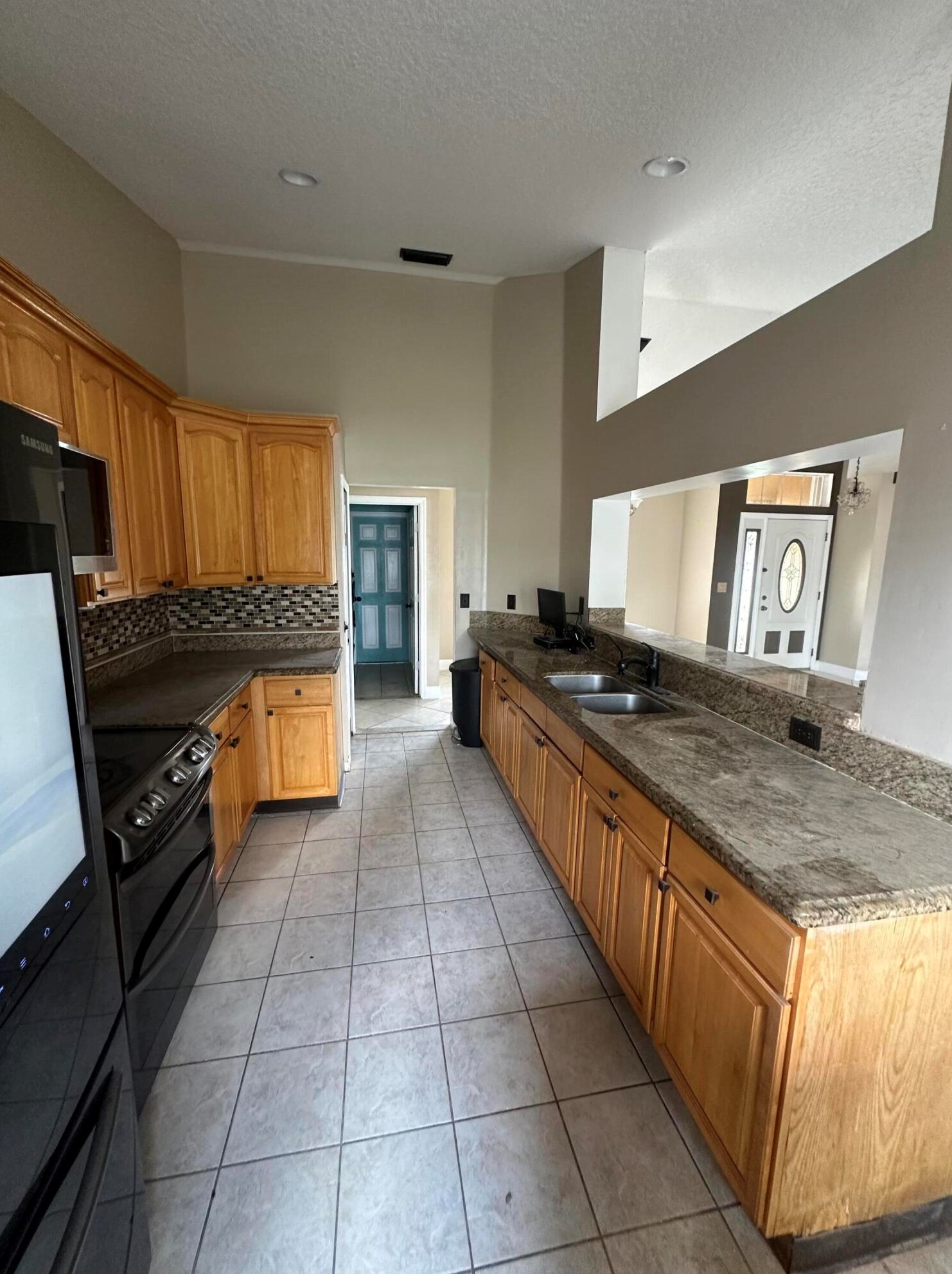 711 Virginia St, Fort Pierce FL  34983-1148 exterior