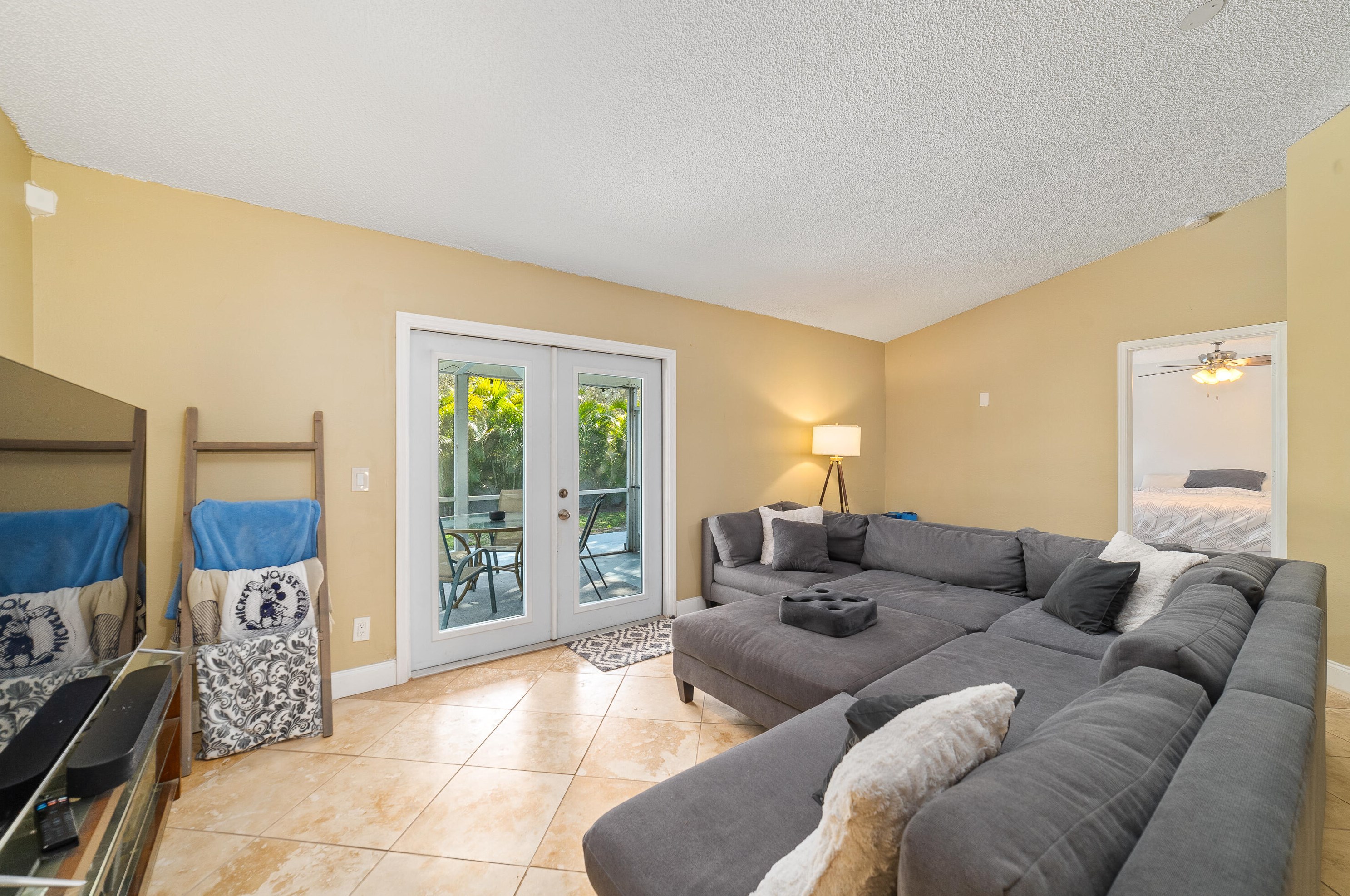 103 Arrowhead Cir, Jupiter, FL 33458