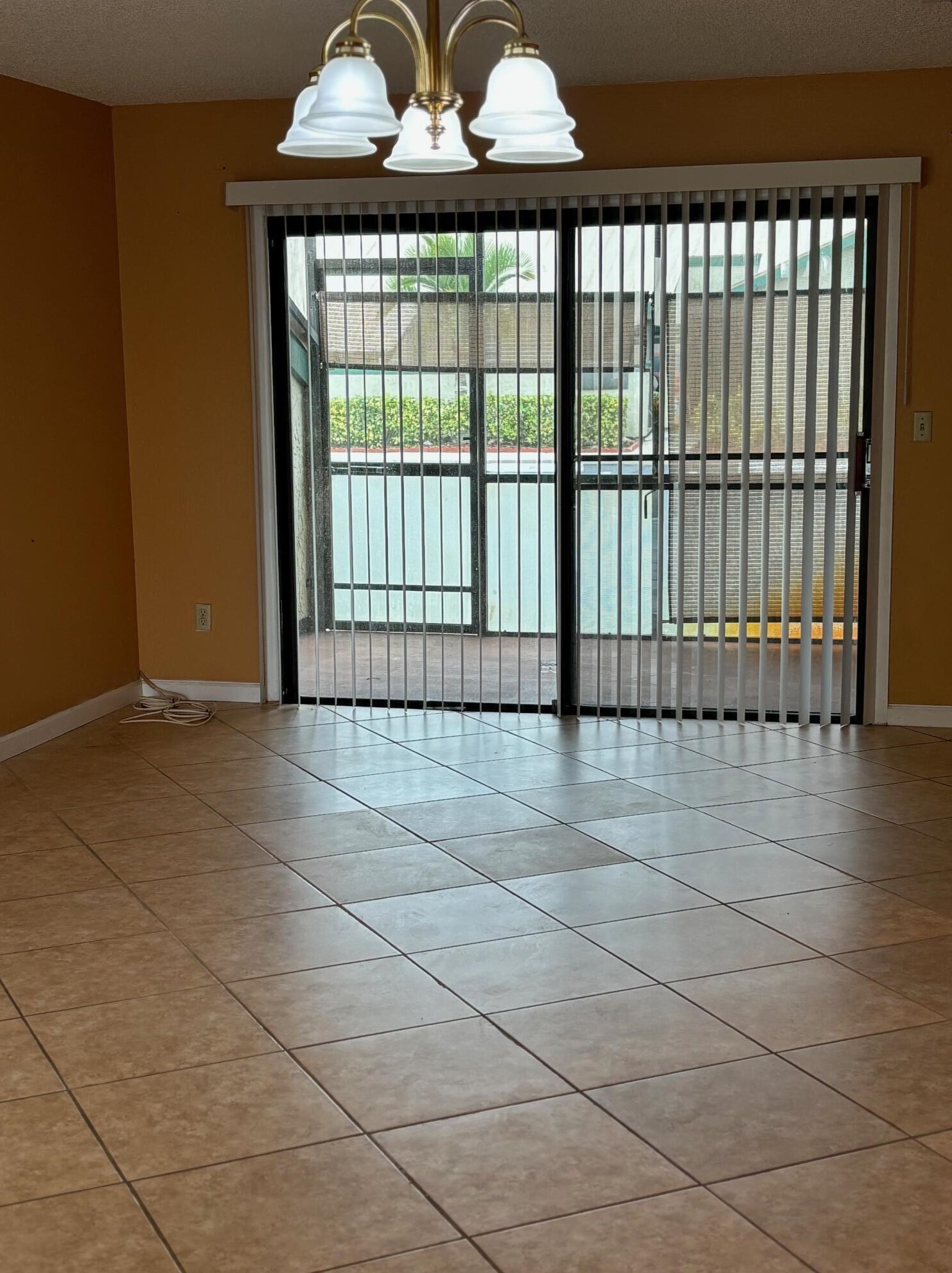 726 Claudia Ave, Fort Pierce, FL 34953-6376