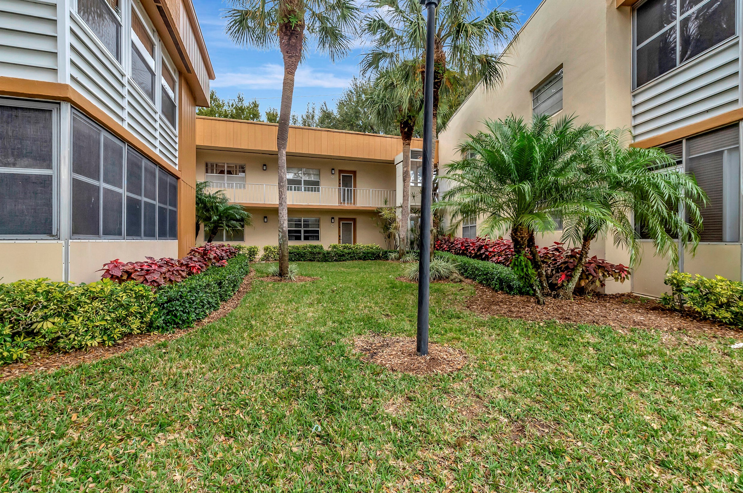 446 Normandy J, Delray Beach, FL 33484
