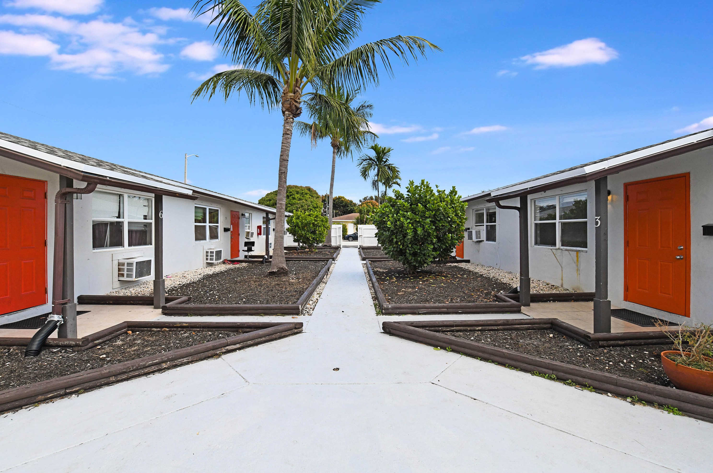 1415 N J St Apt 2, Lake Worth, FL 33460