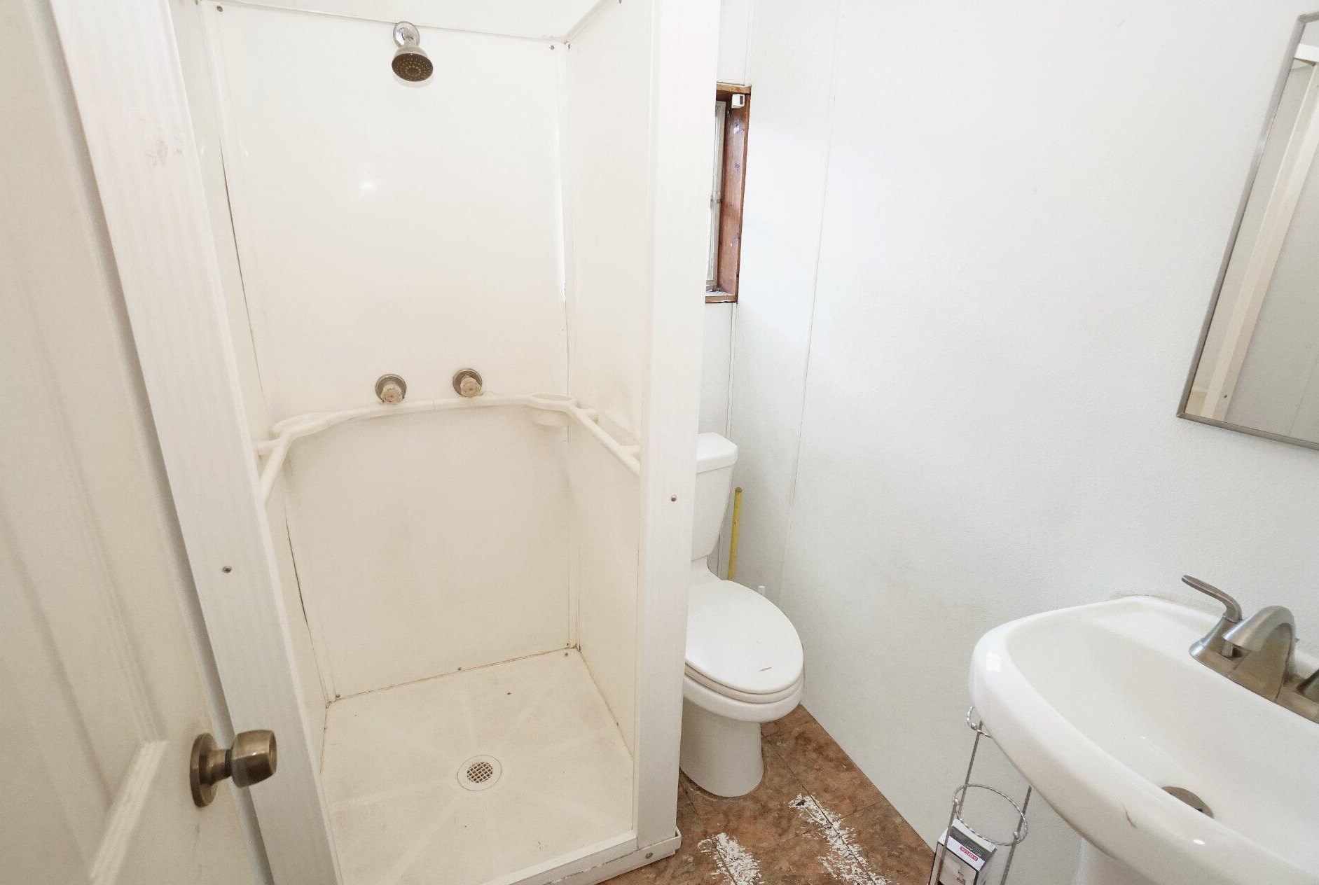 405 Fleming Ave, Lake Worth FL 33463-1900 exterior