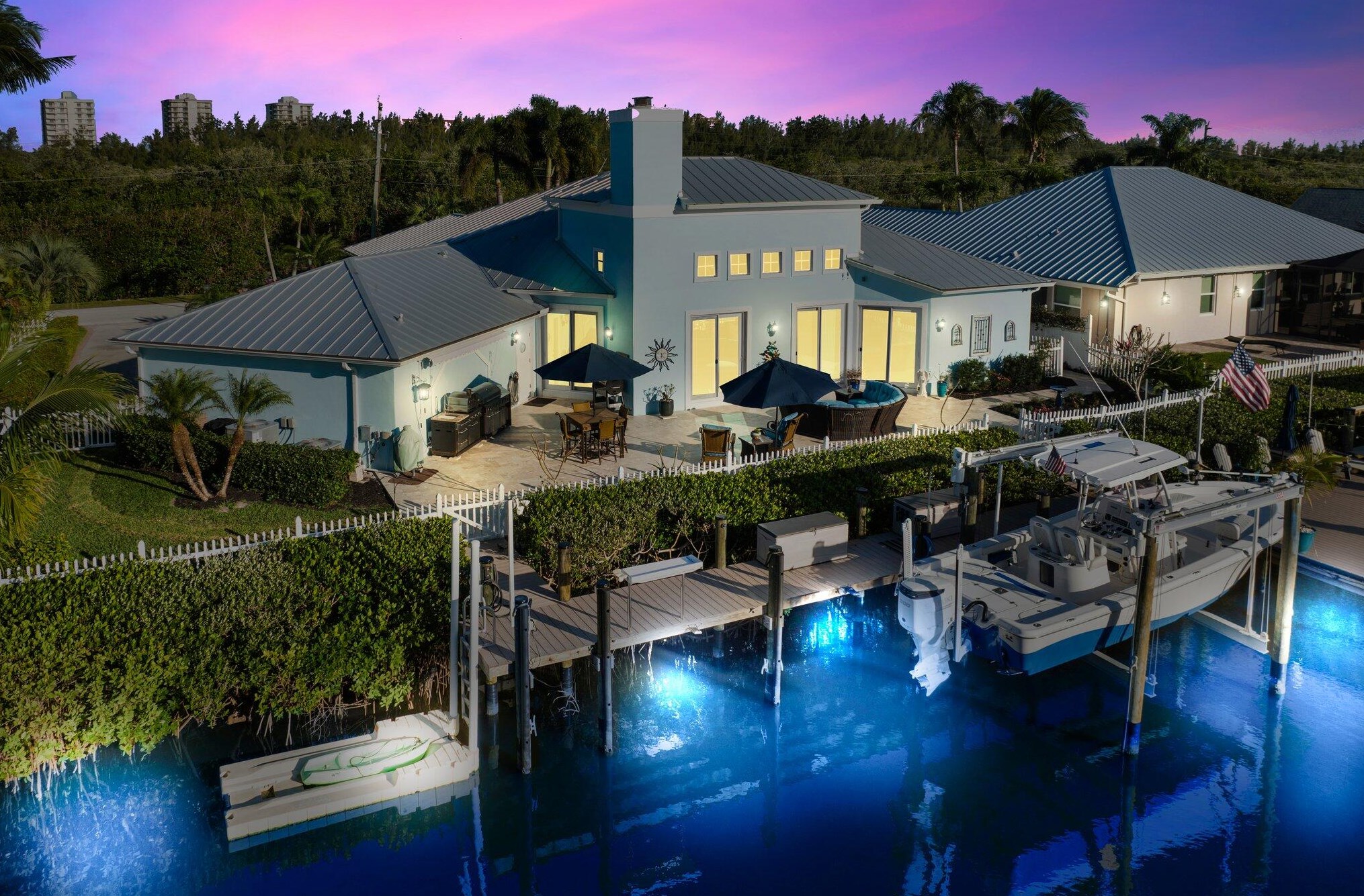 115 Queens Rd, Fort Pierce, FL 34949-8312