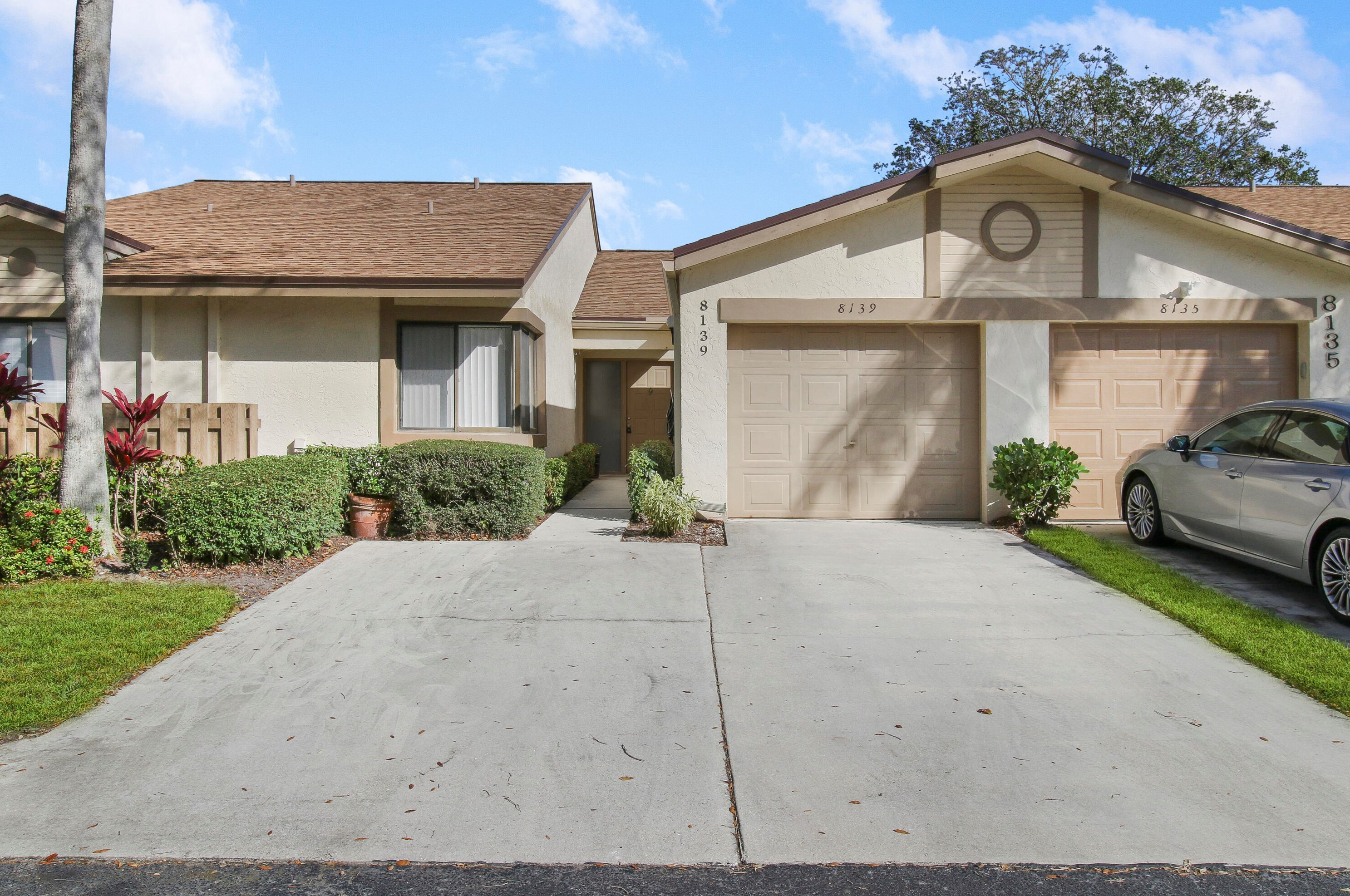 8139 Whispering Palm Dr, Boca Raton, FL 33496-5137