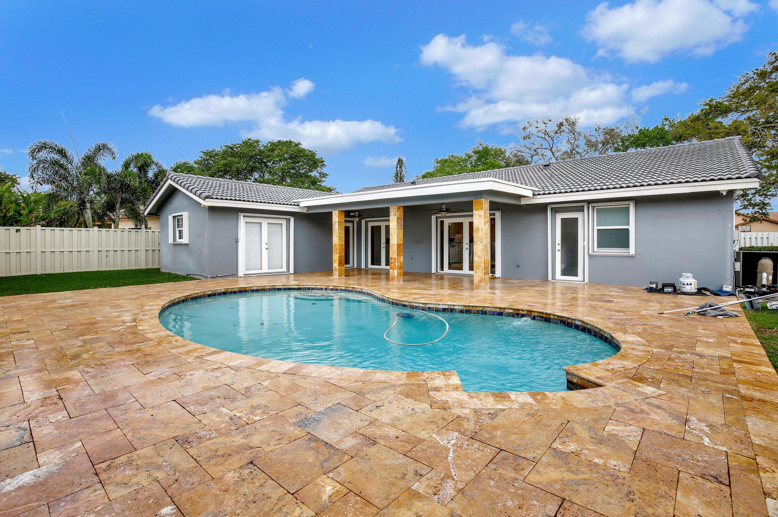 11610 Sunfish Way, Hollywood, FL 33026-1234