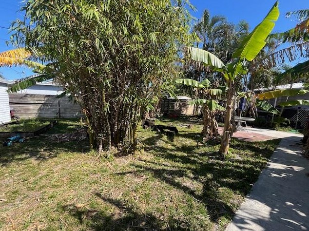 1514 13th Ave, Lake Worth FL  33460-1708 exterior