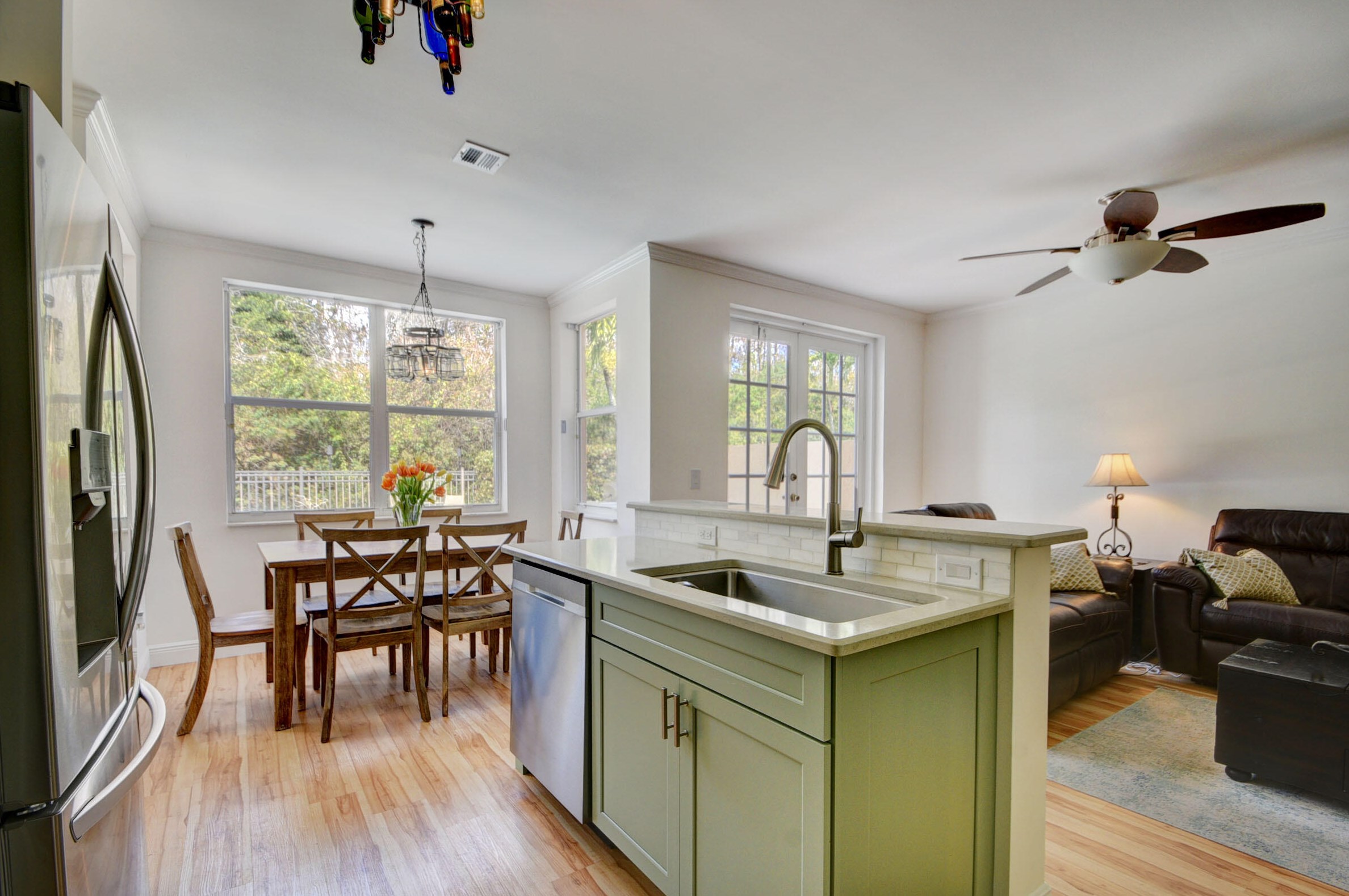 7565 Kingsley Ct, Lake Worth FL  33467-7327 exterior