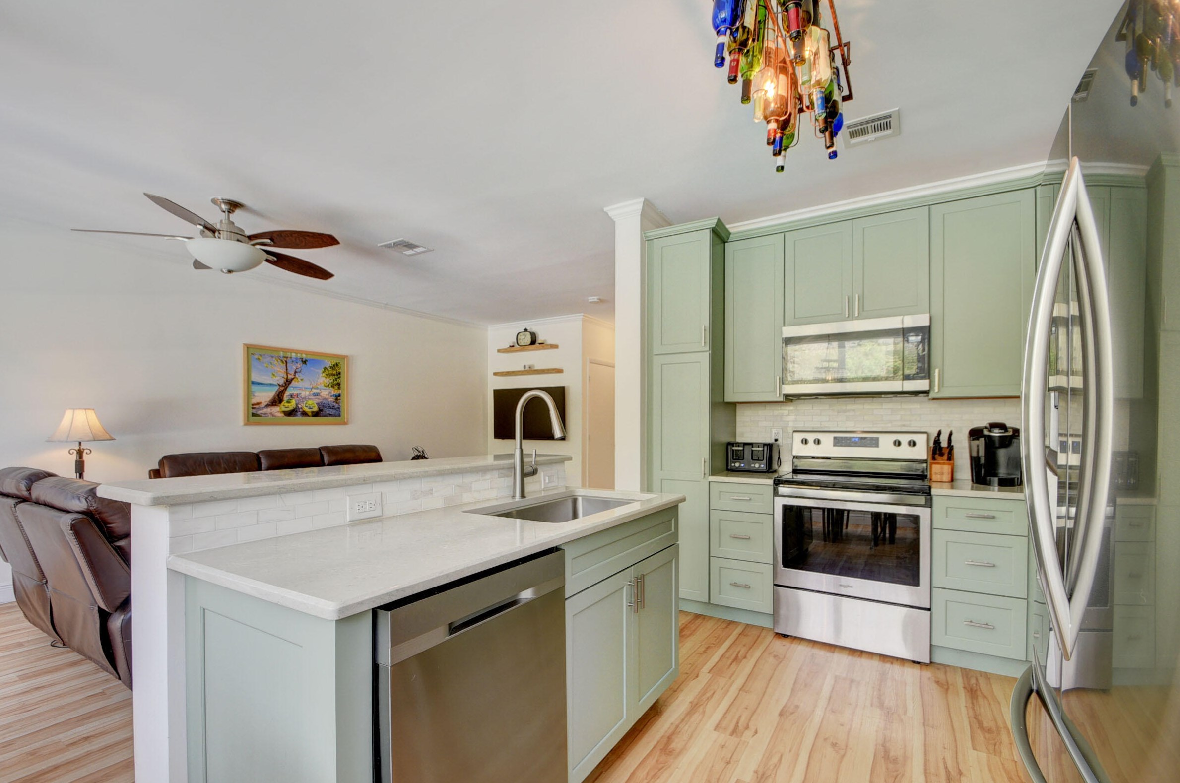 7565 Kingsley Ct, Lake Worth FL  33467-7327 exterior