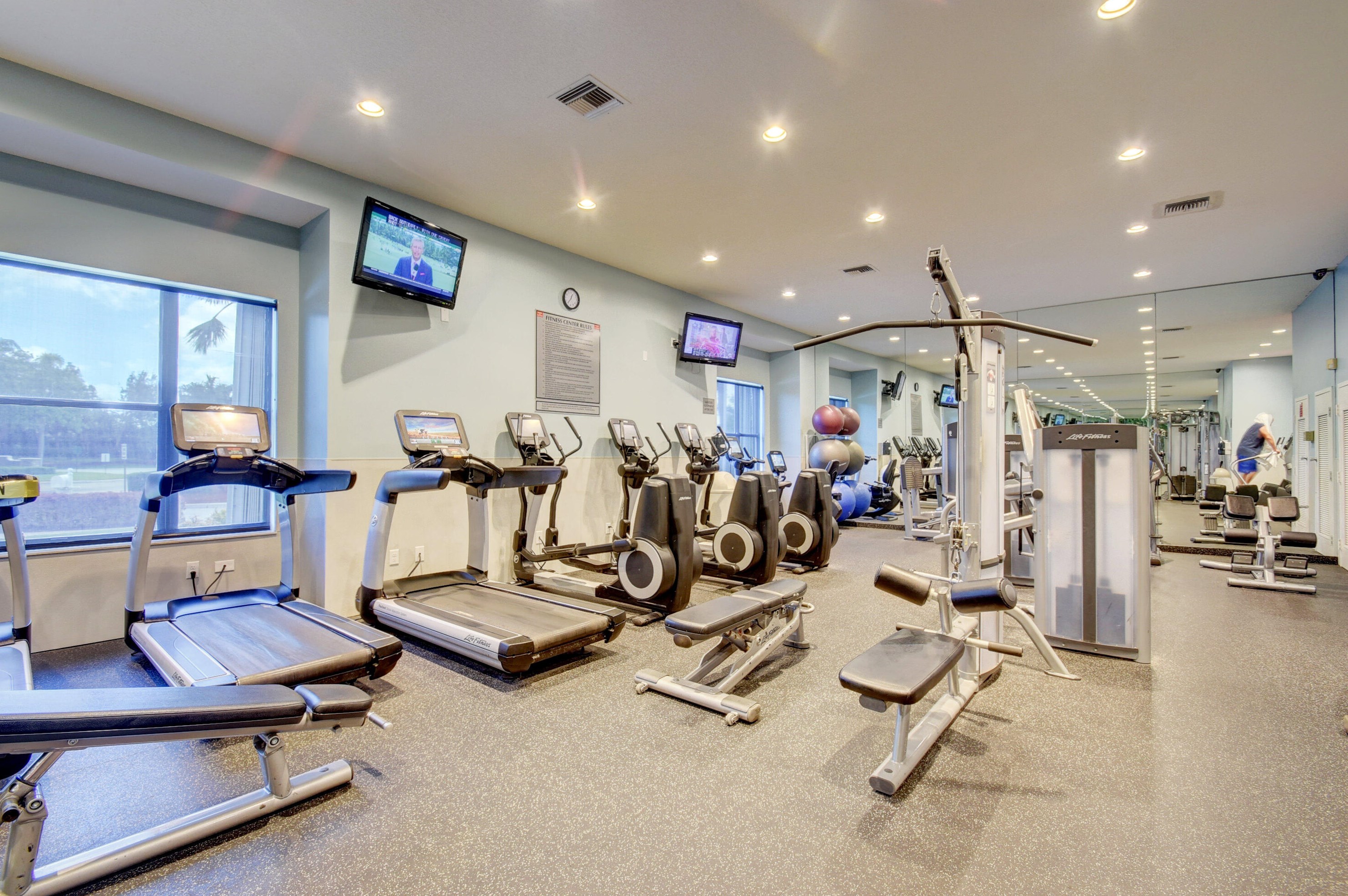 7565 Kingsley Ct, Lake Worth FL  33467-7327 exterior