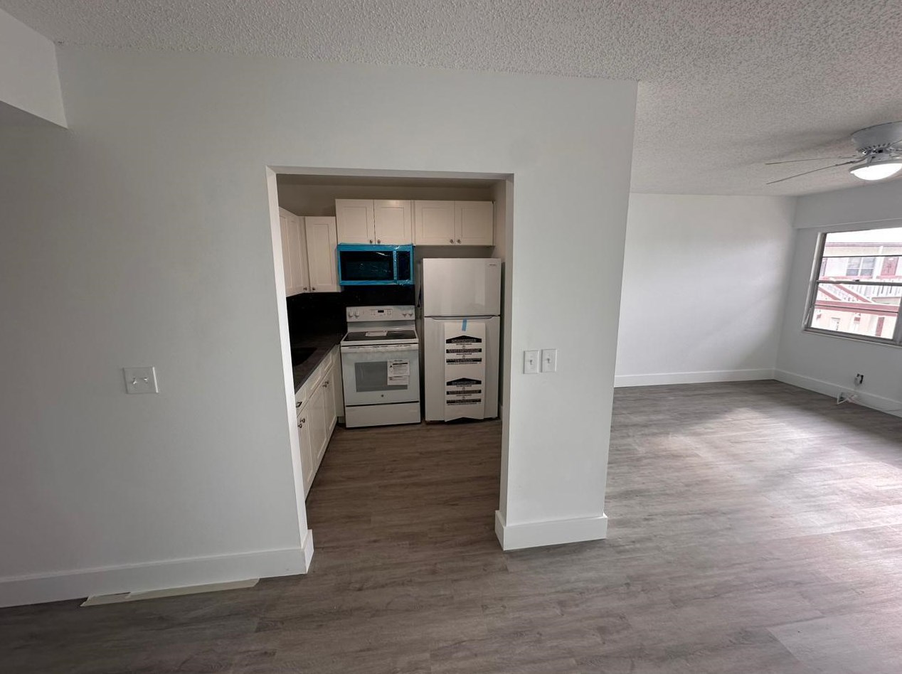 78 Brighton B, Boca Raton FL 33434-2920 exterior