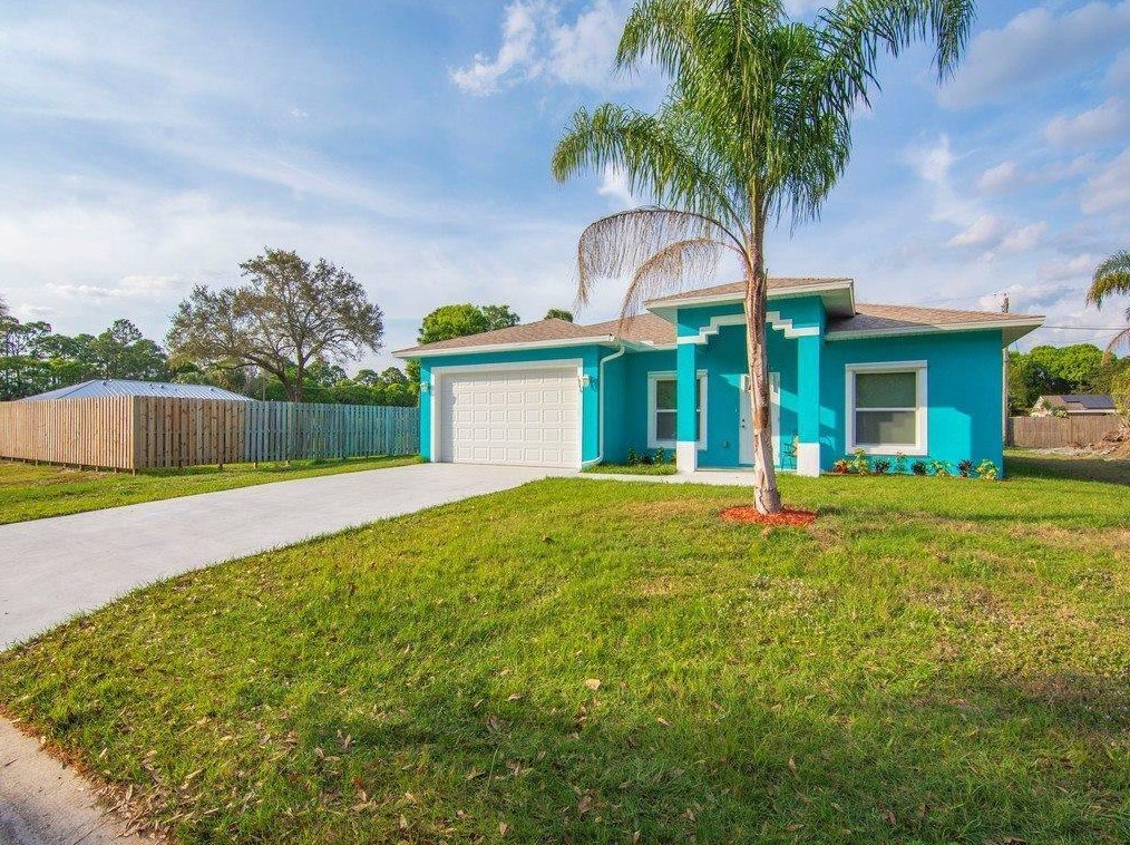 1946 24th St, Vero Beach FL  32962-8074 exterior