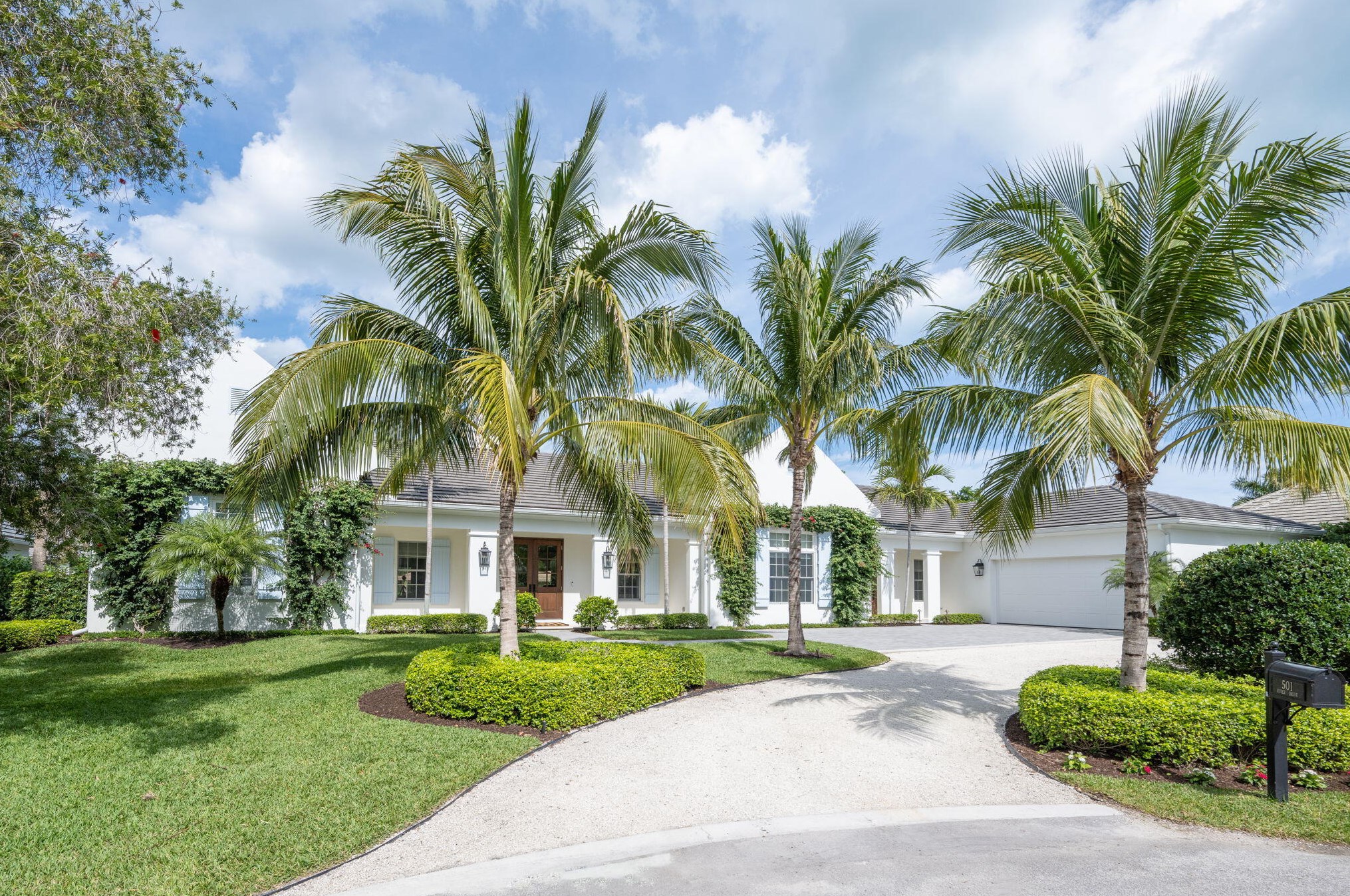 501 River Dr, Vero Beach, FL 32963-2127