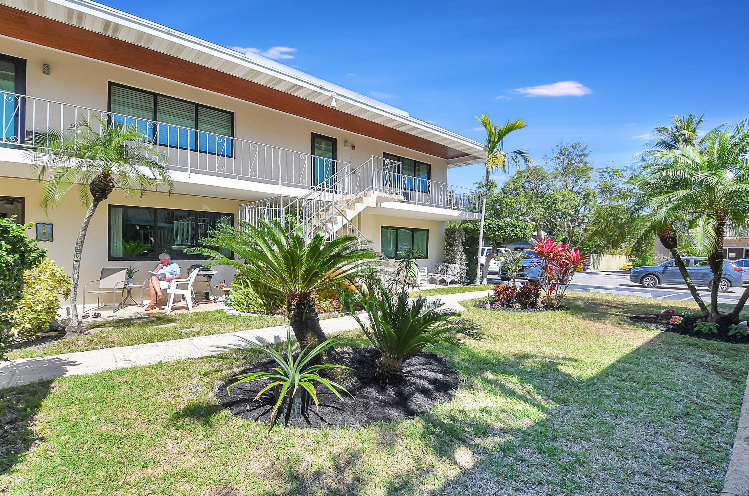 116 7th Ave, Delray Beach, FL 33483-5243