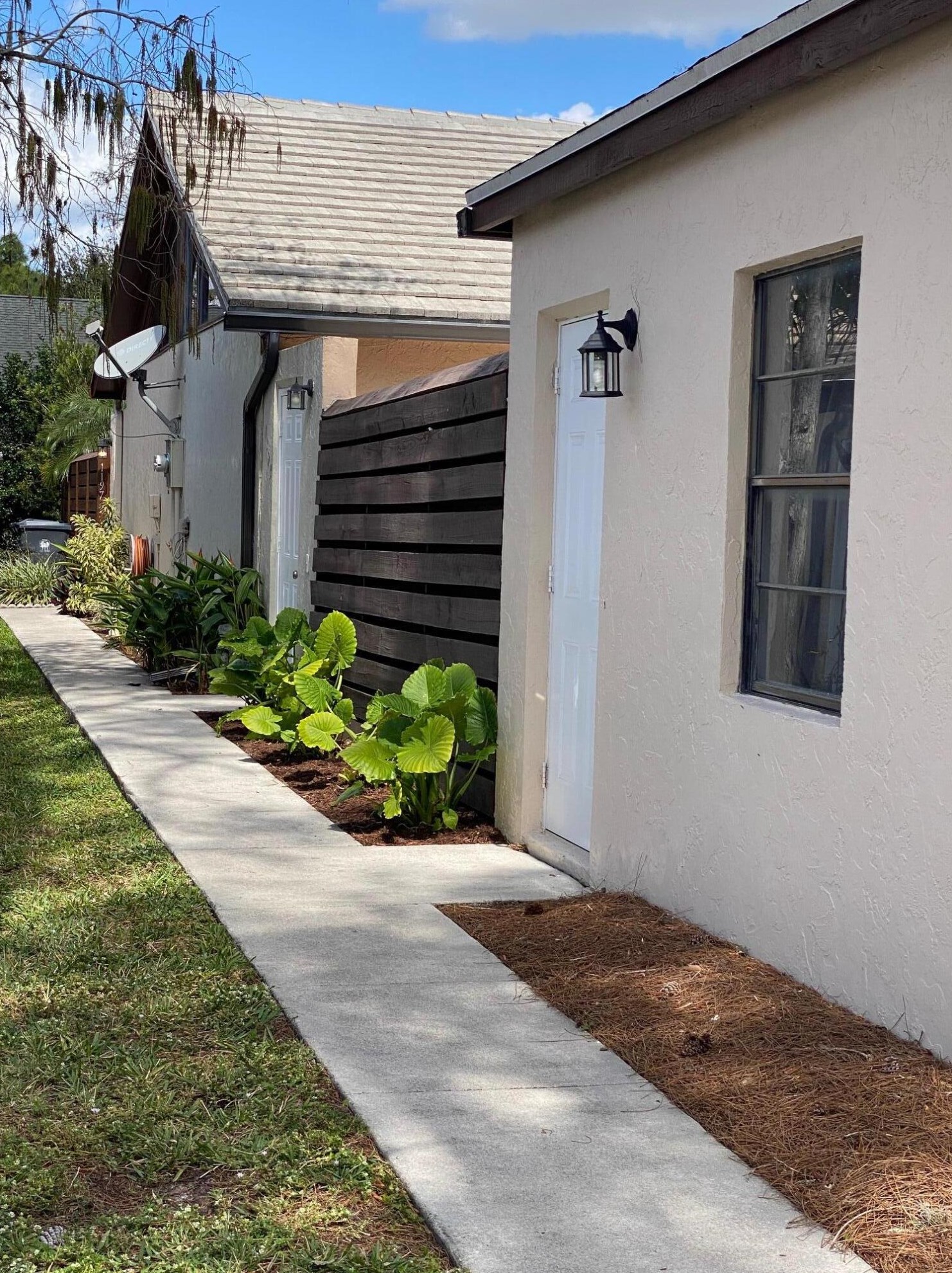 1193 Periwinkle Pl, West Palm Beach, FL 33414