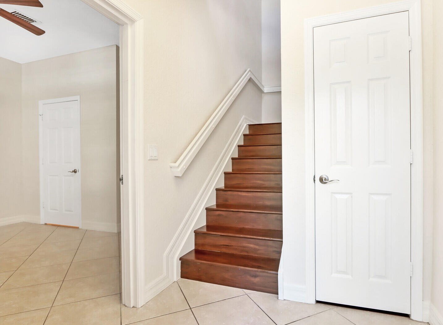 111 E Pigeon Plum Dr Apt 102, Jupiter, FL 33458
