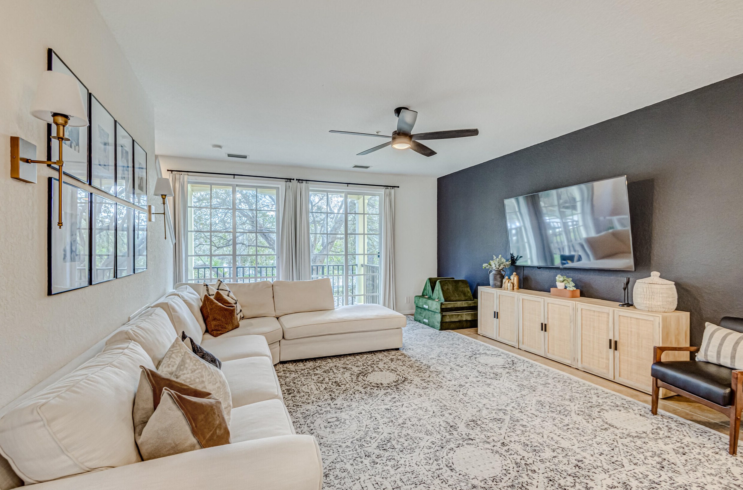 451 Schoolhouse Rd, Jupiter FL  33458-2889 exterior