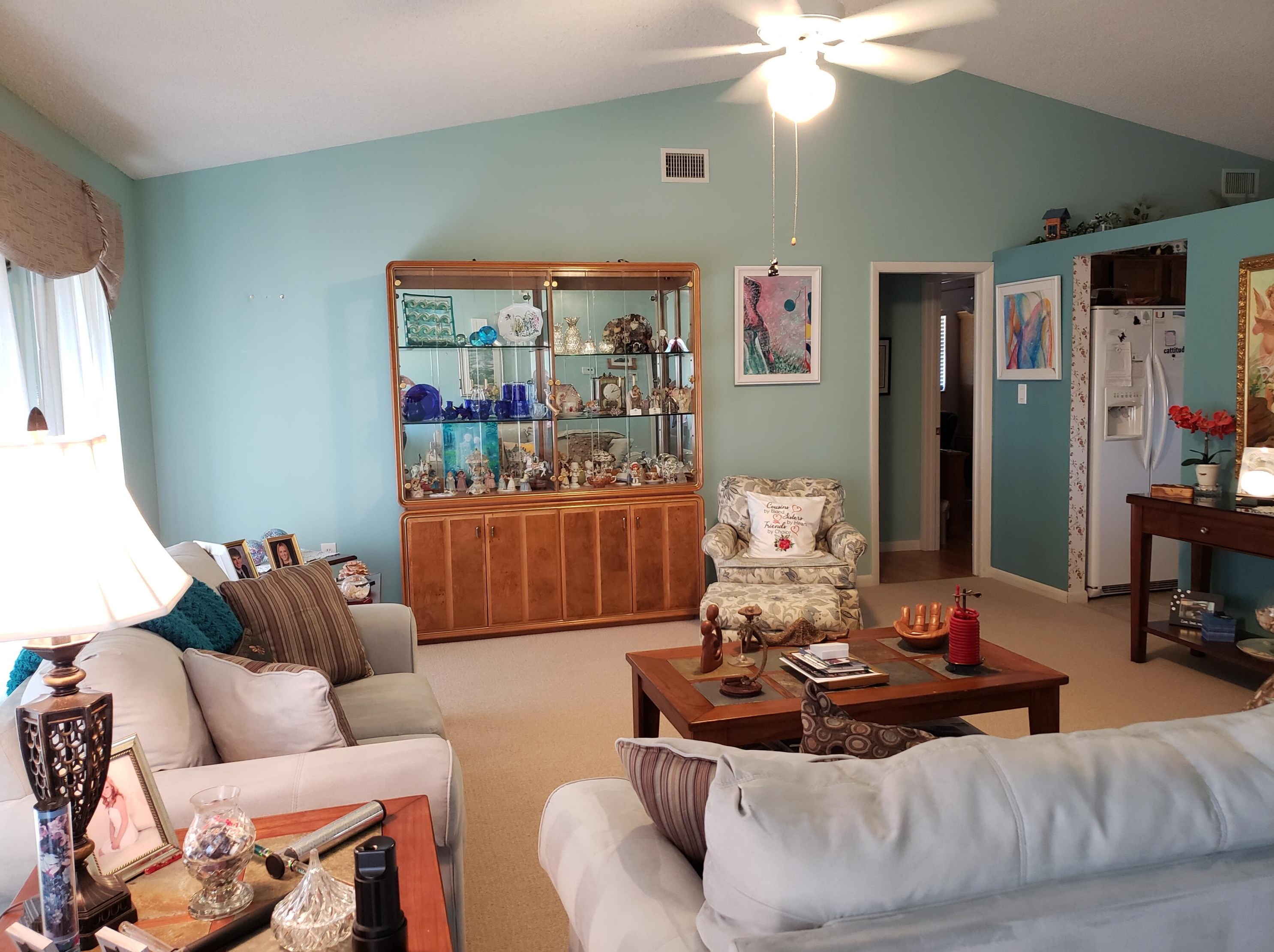 221 Lark Ave, Sebring, FL 33870