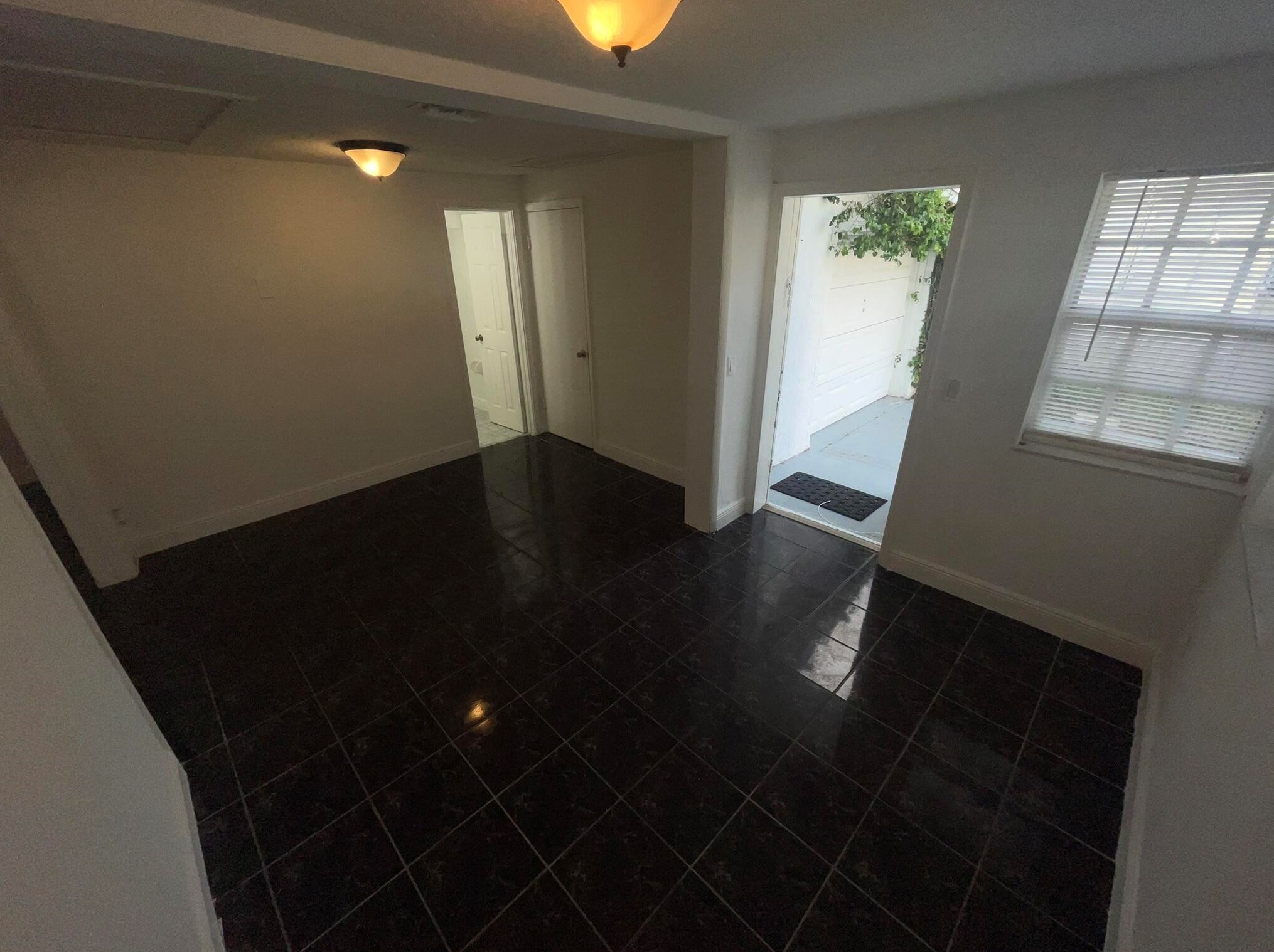 7927 Coral St, Lake Worth FL  33462-6103 exterior