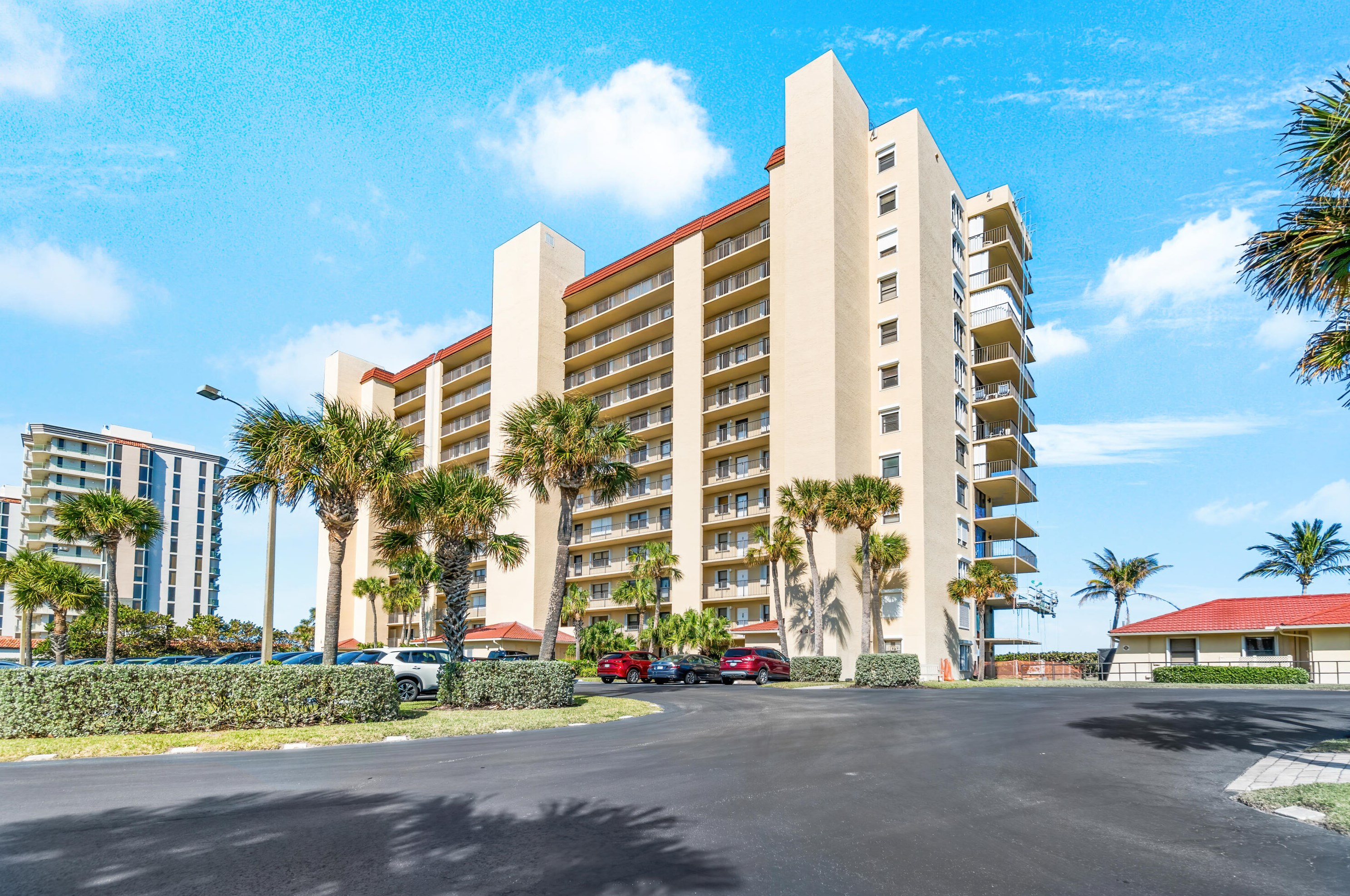 4250 N Hwy A1a #1107, Fort Pierce, FL 34949