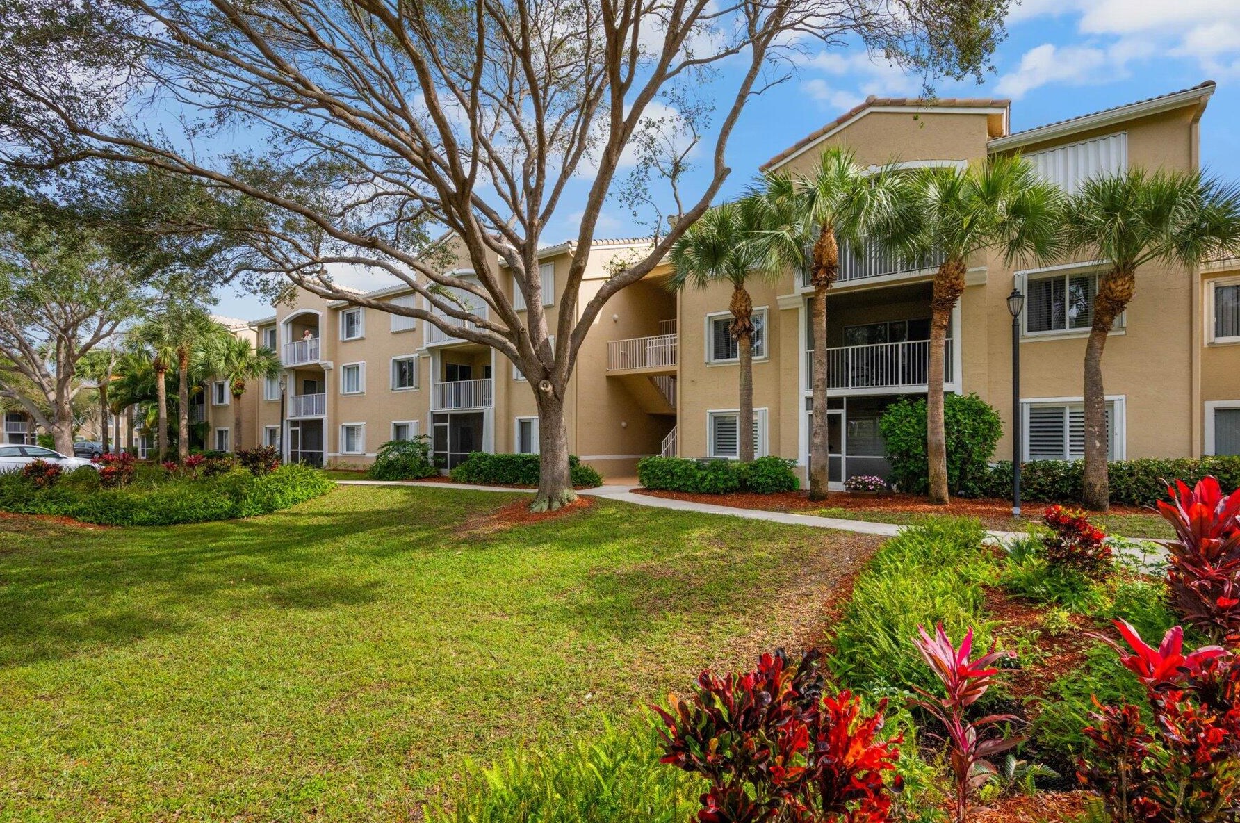 242 Village Blvd Apt 2110, Jupiter, FL 33469