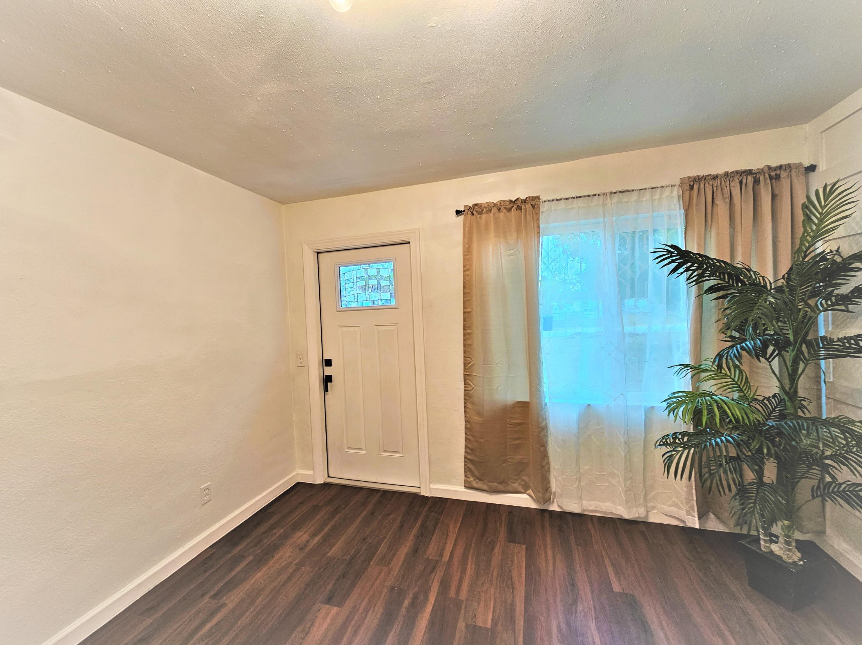 261 6th Ct Sw, Vero Beach, FL 32962