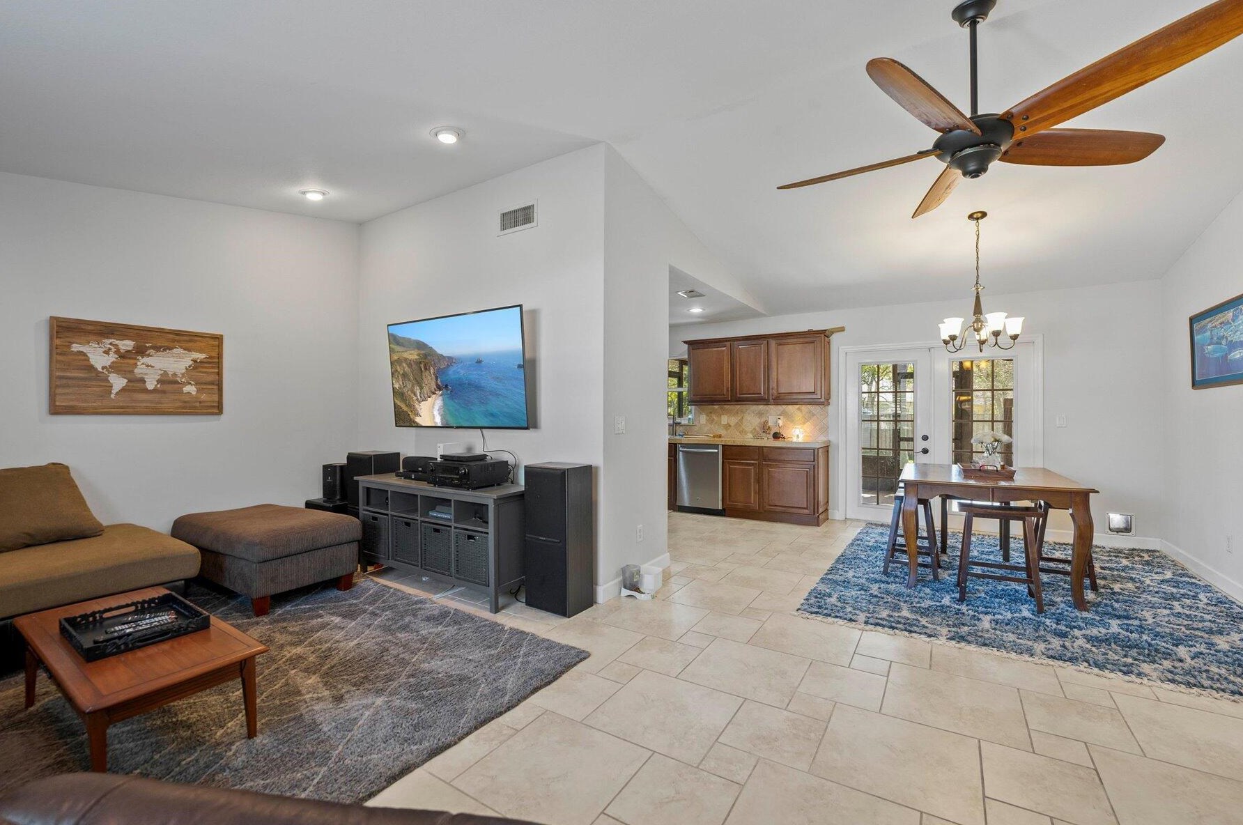 1842 Burlington St, Fort Pierce FL  34984-3581 exterior