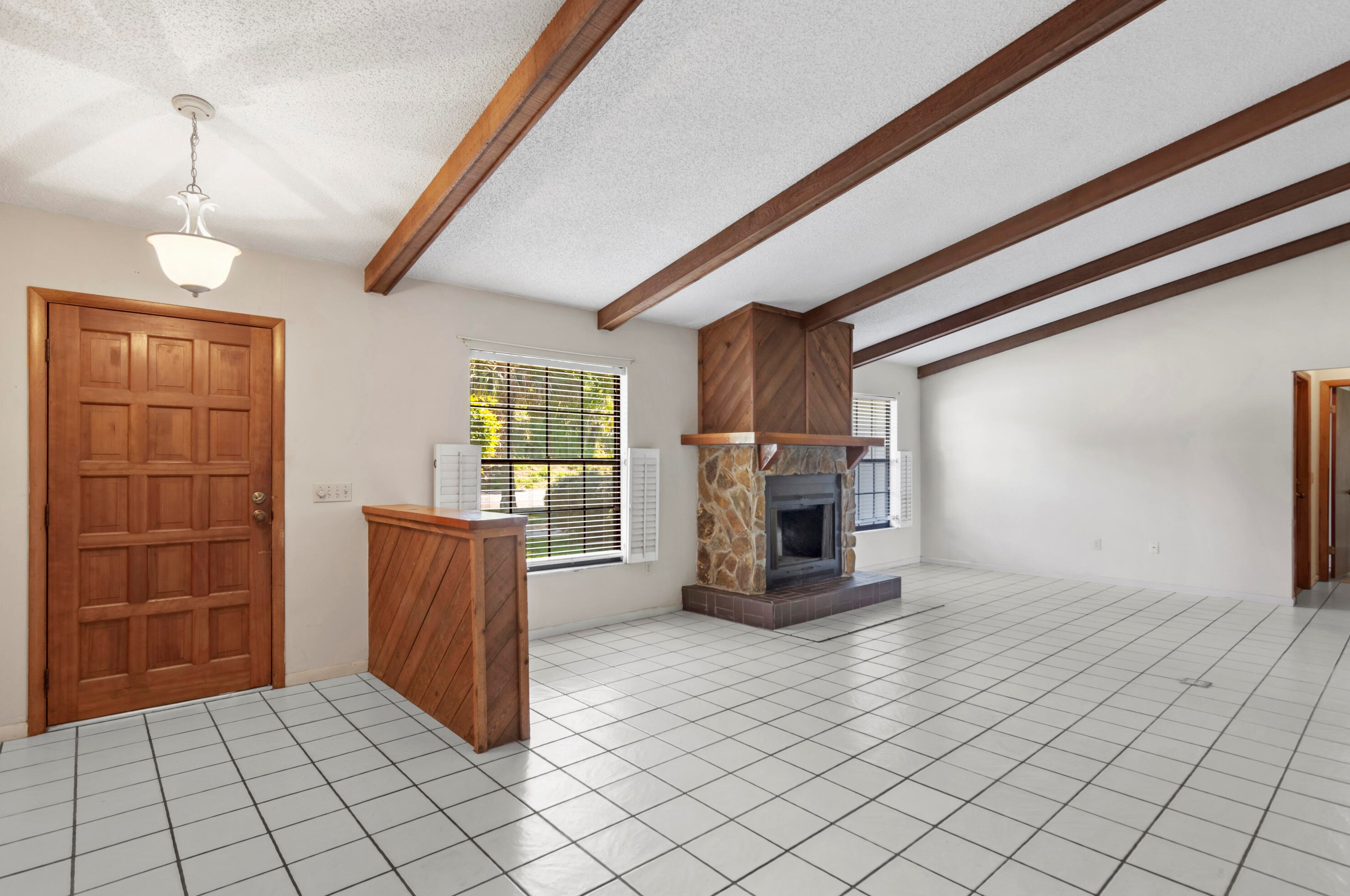 415 35th Ave, Vero Beach, FL 32968-1942