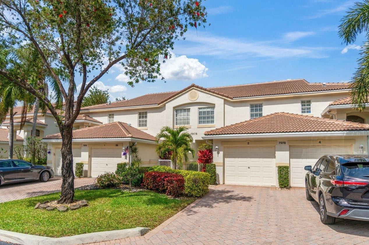 7978 Laina Ln #2, Boynton Beach, FL 33437
