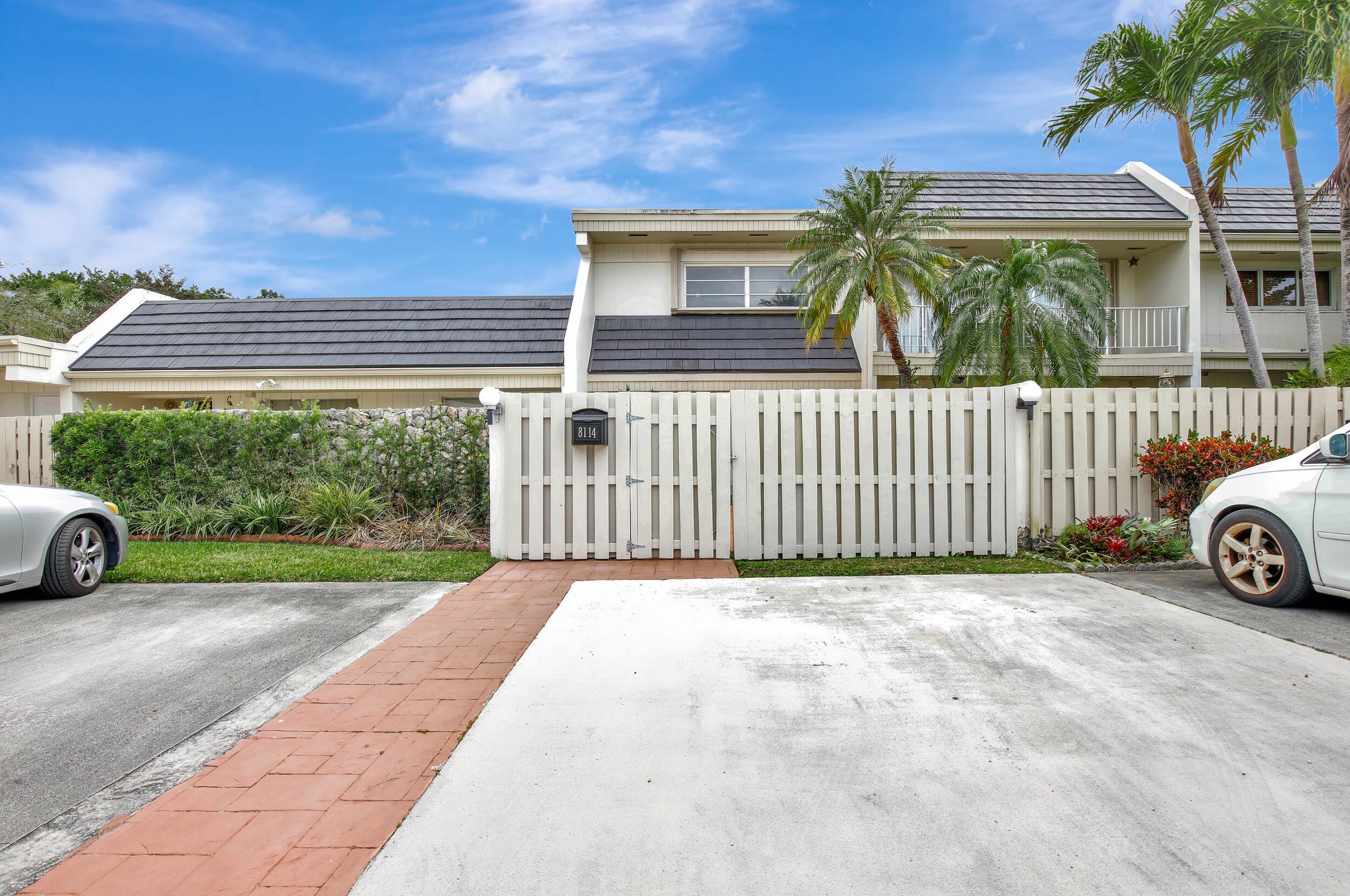 8114 81st Ter, Miami, FL 33143-6626
