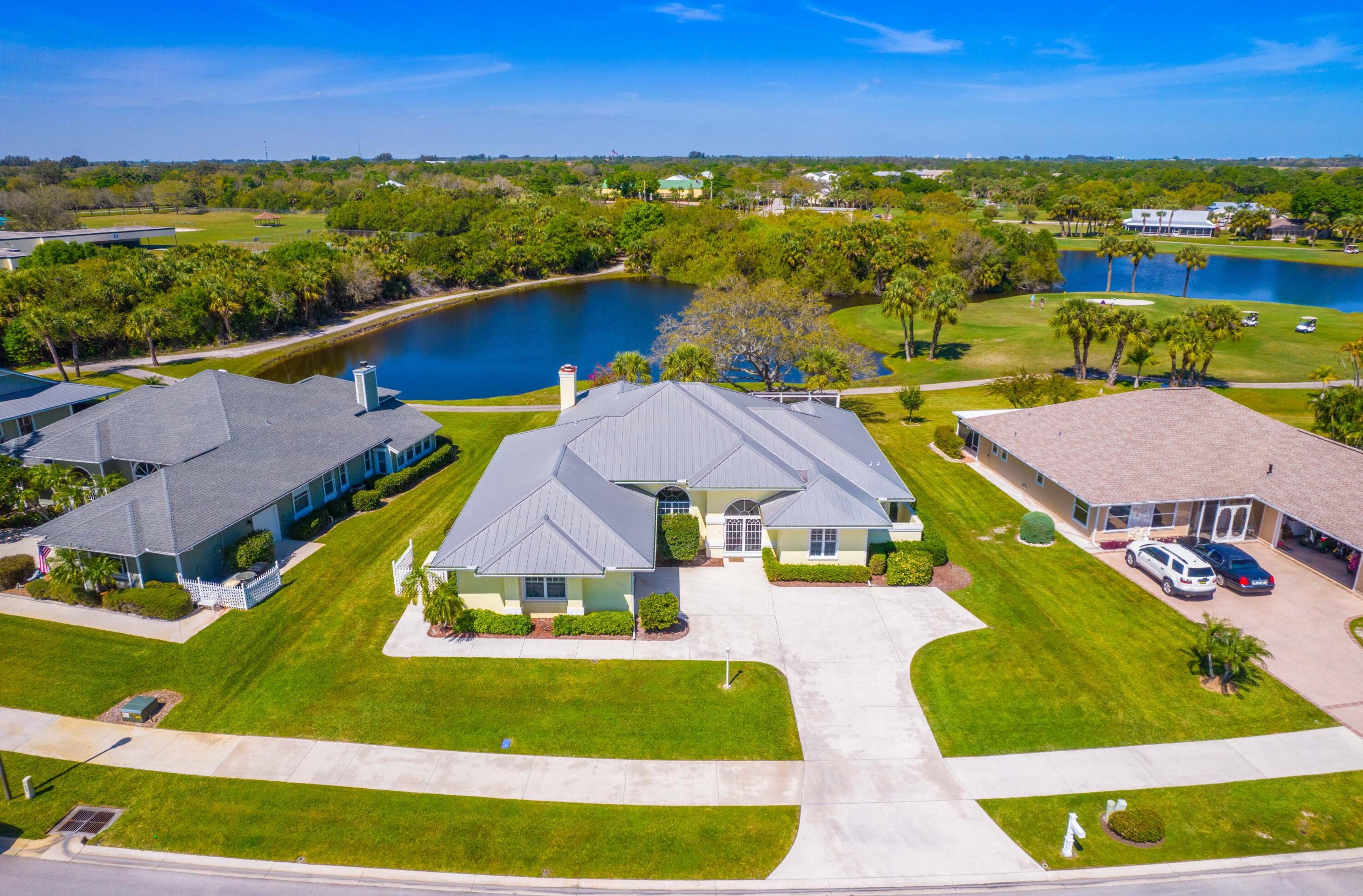 4406 Gator Trace Ln, Fort Pierce, FL 34982-6807